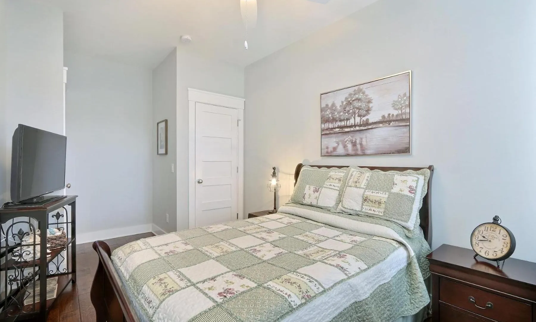 504 E Gwinnett Holiday home *