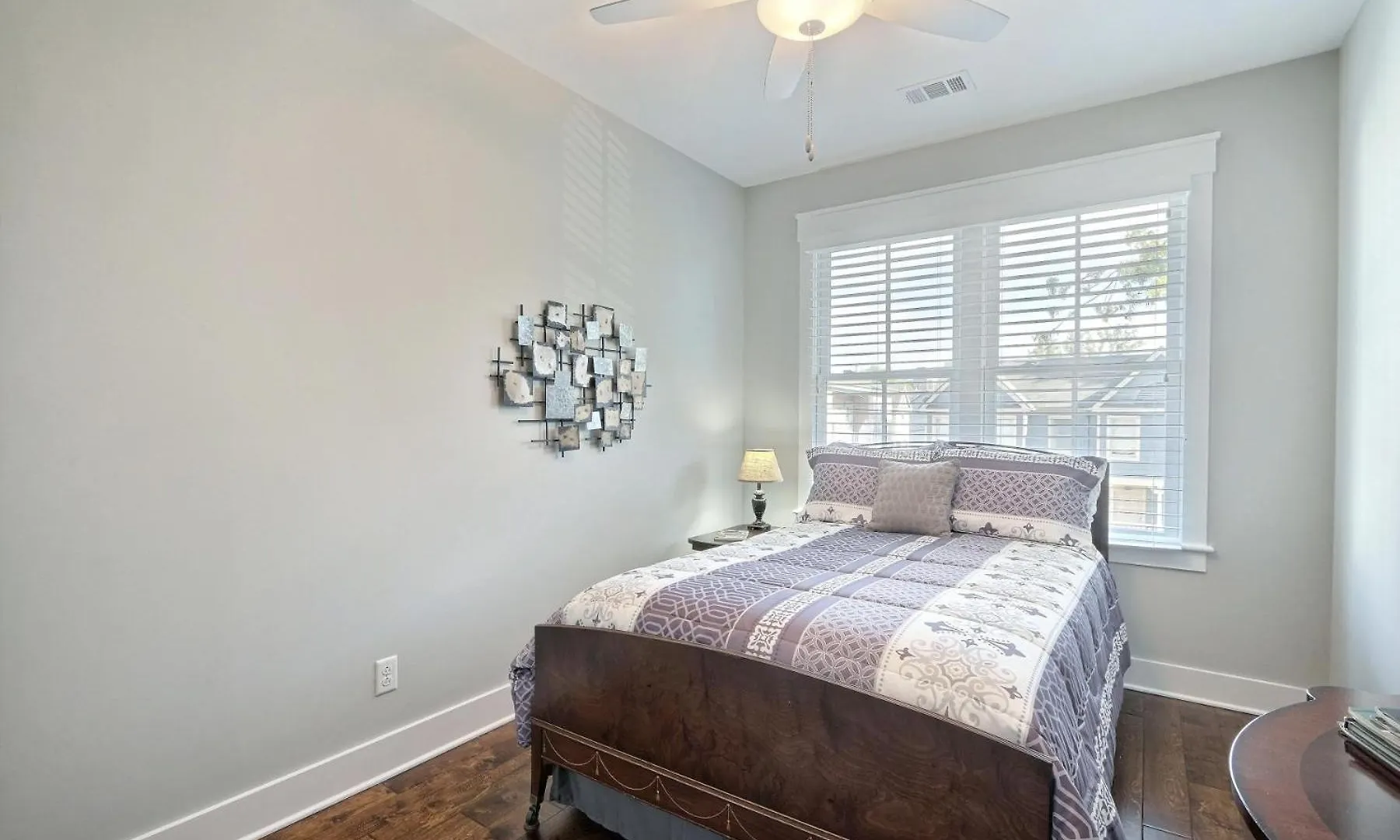 504 E Gwinnett