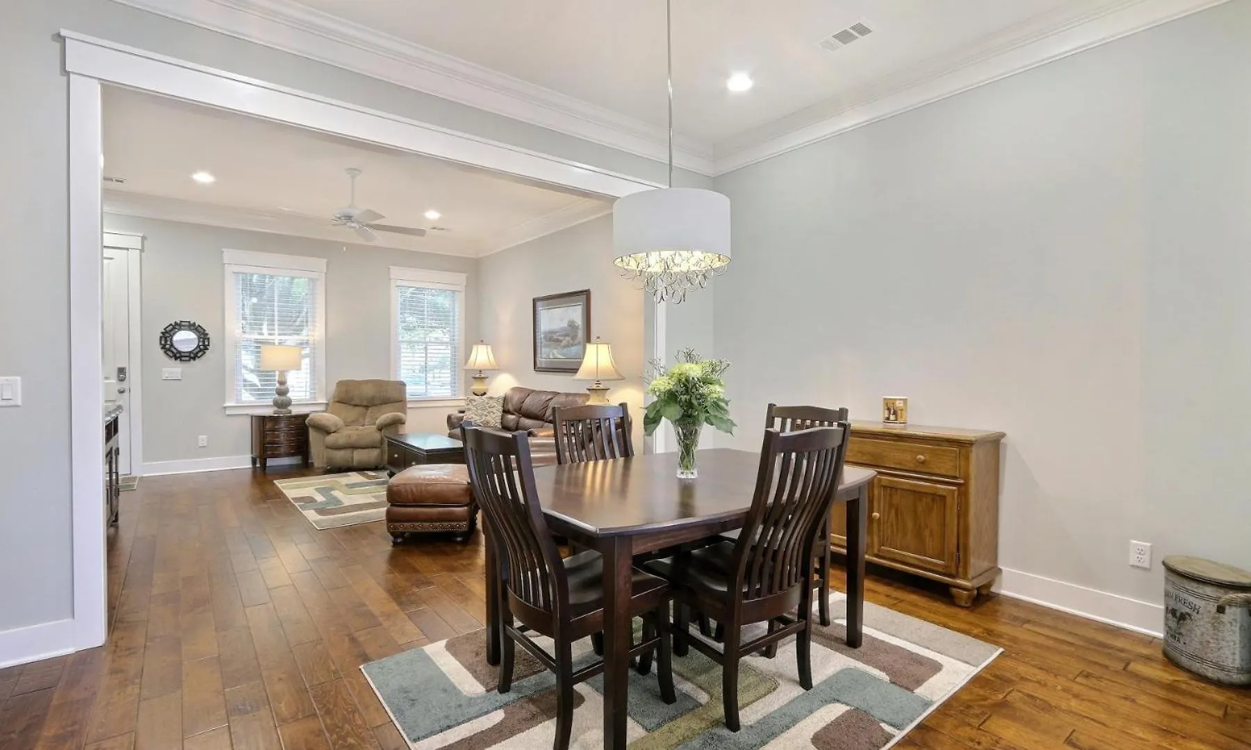 Holiday home 504 E Gwinnett