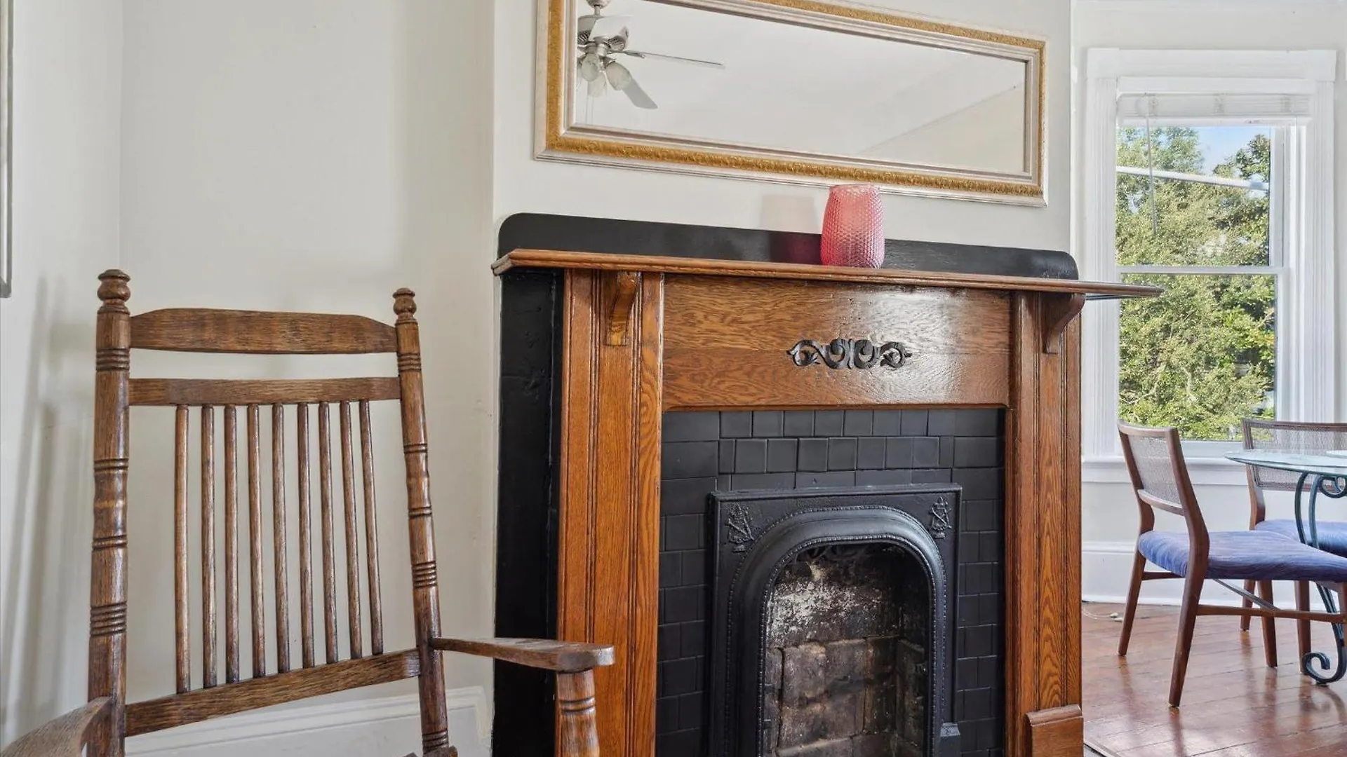 109 W Bolton Unit C