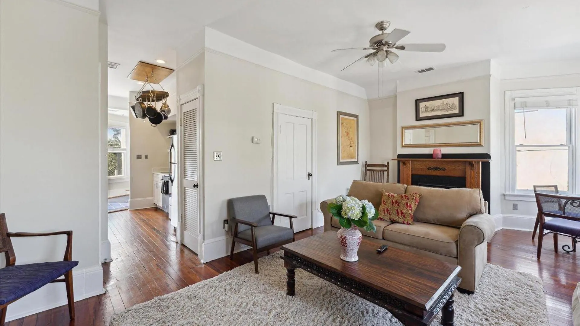 Apartment 109 W Bolton Unit C Savannah