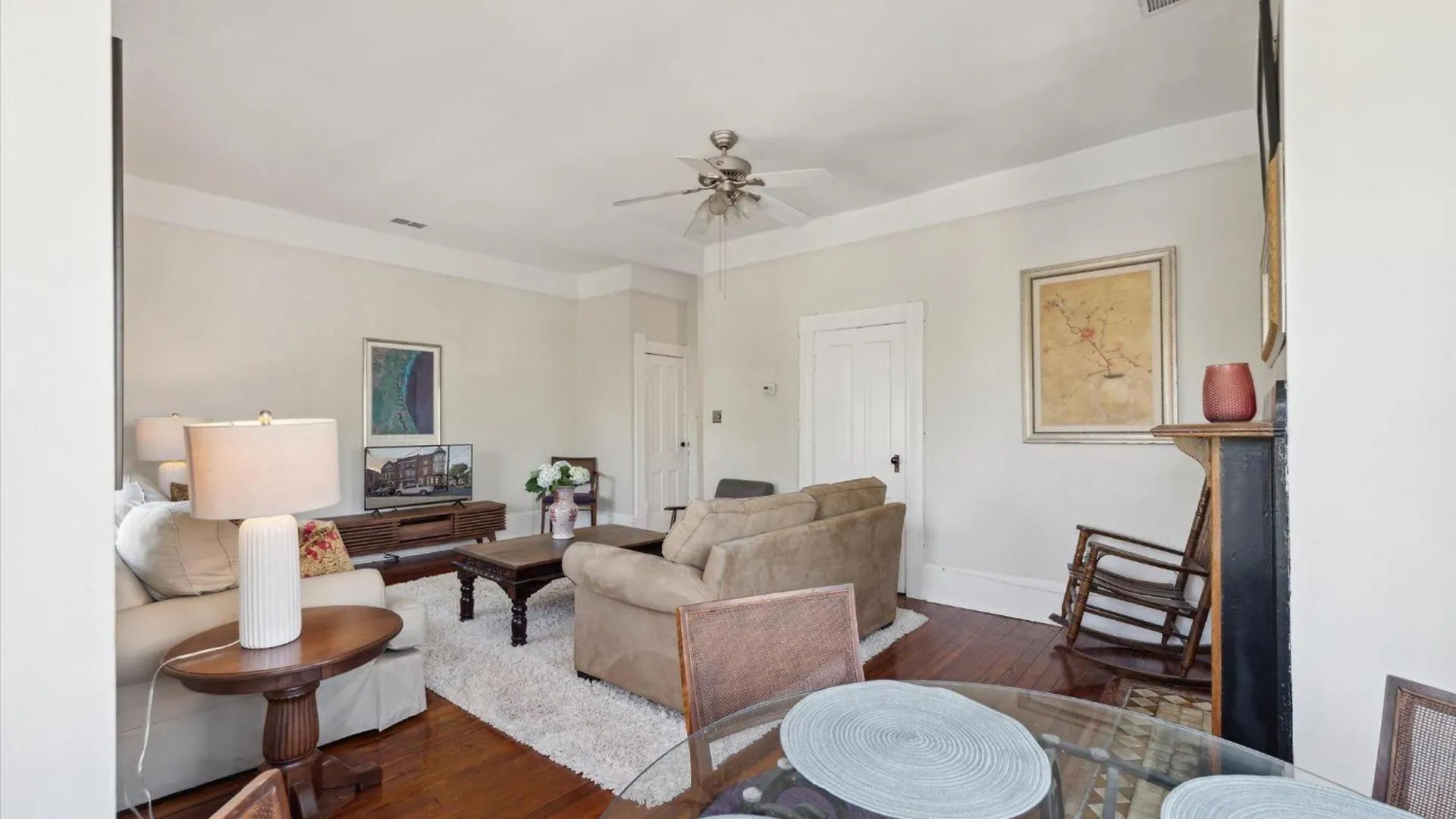 Apartment 109 W Bolton Unit C *