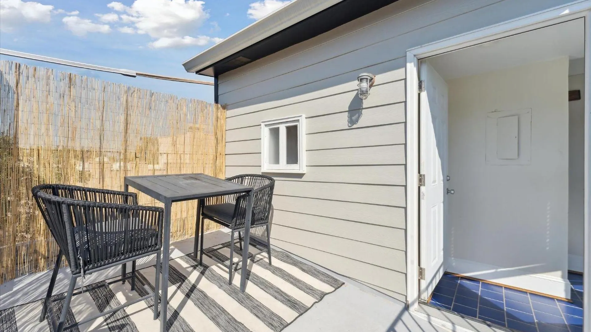 Apartment 109 W Bolton Unit C