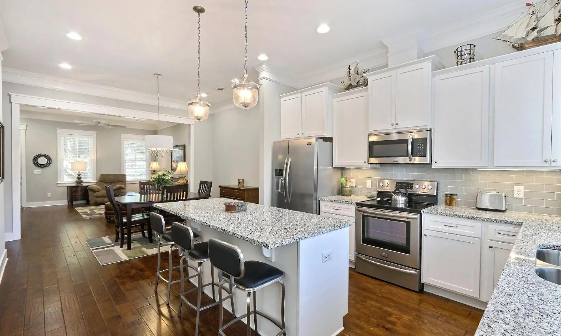 504 E Gwinnett Holiday home *