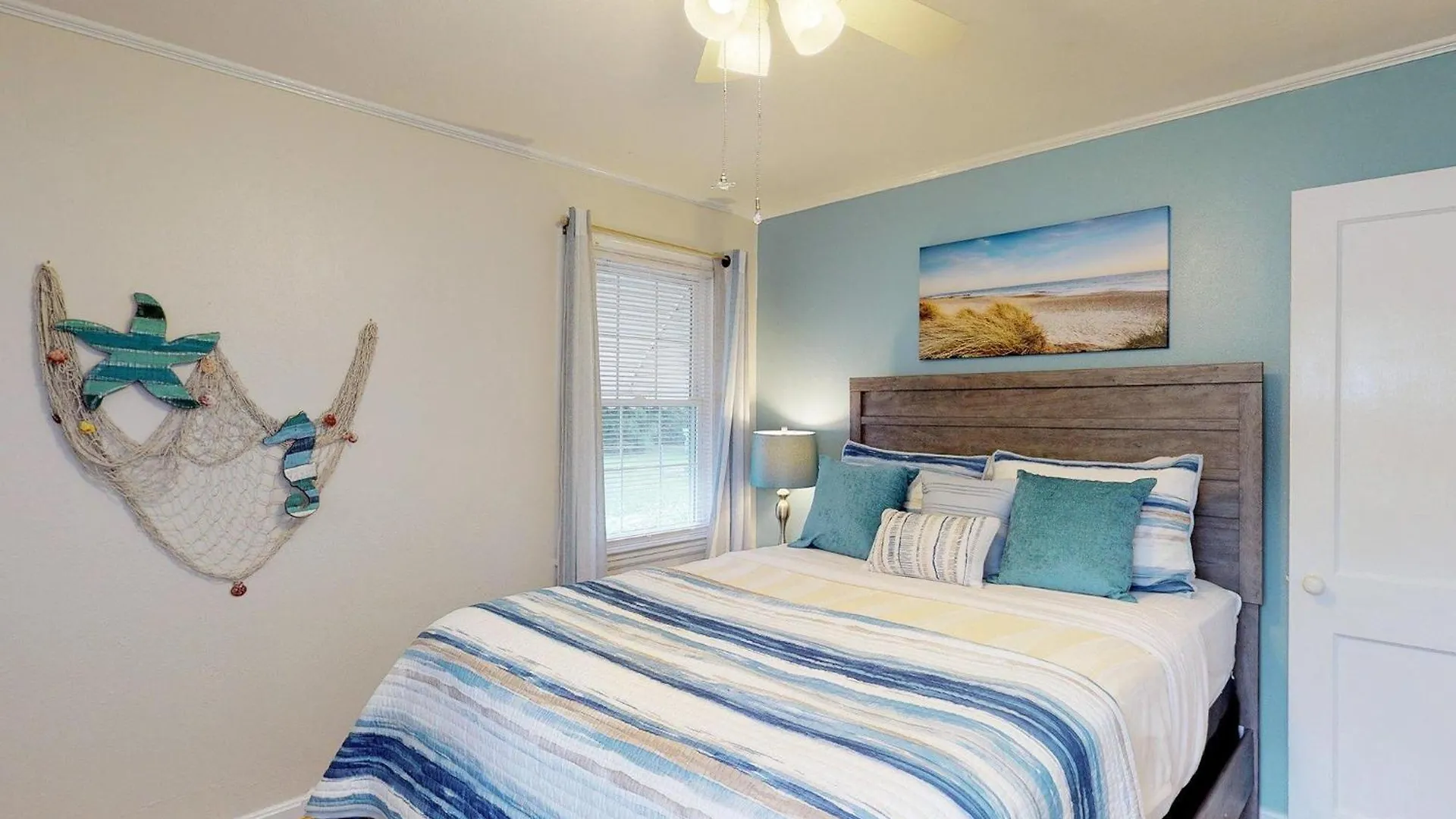 Thunderbolt Holiday home