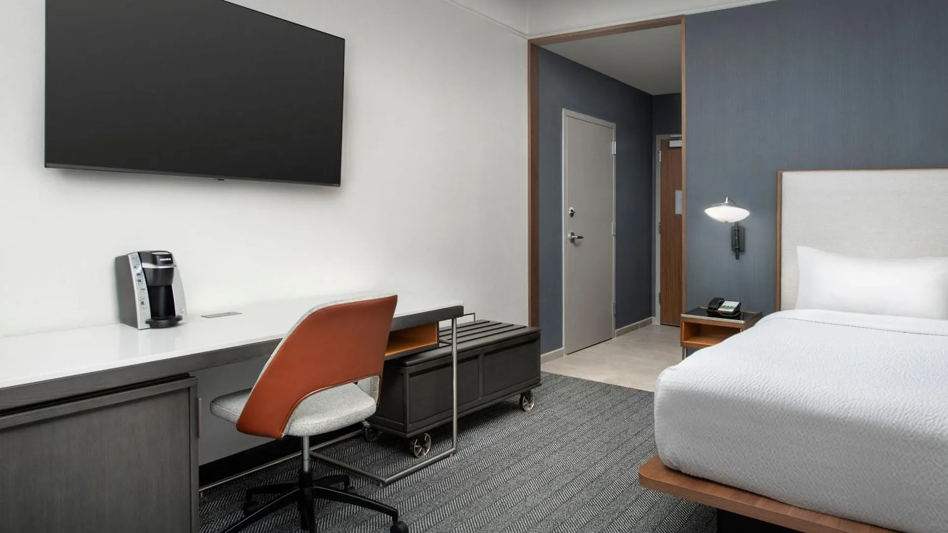 Courtyard By Marriott Downtown - Historic District 3*