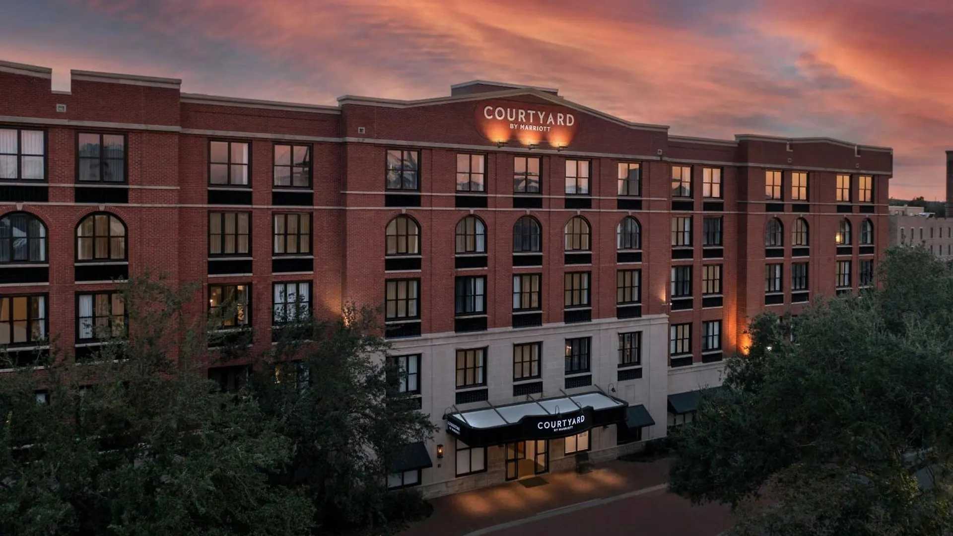 Hotel Courtyard By Marriott Downtown - Historic District