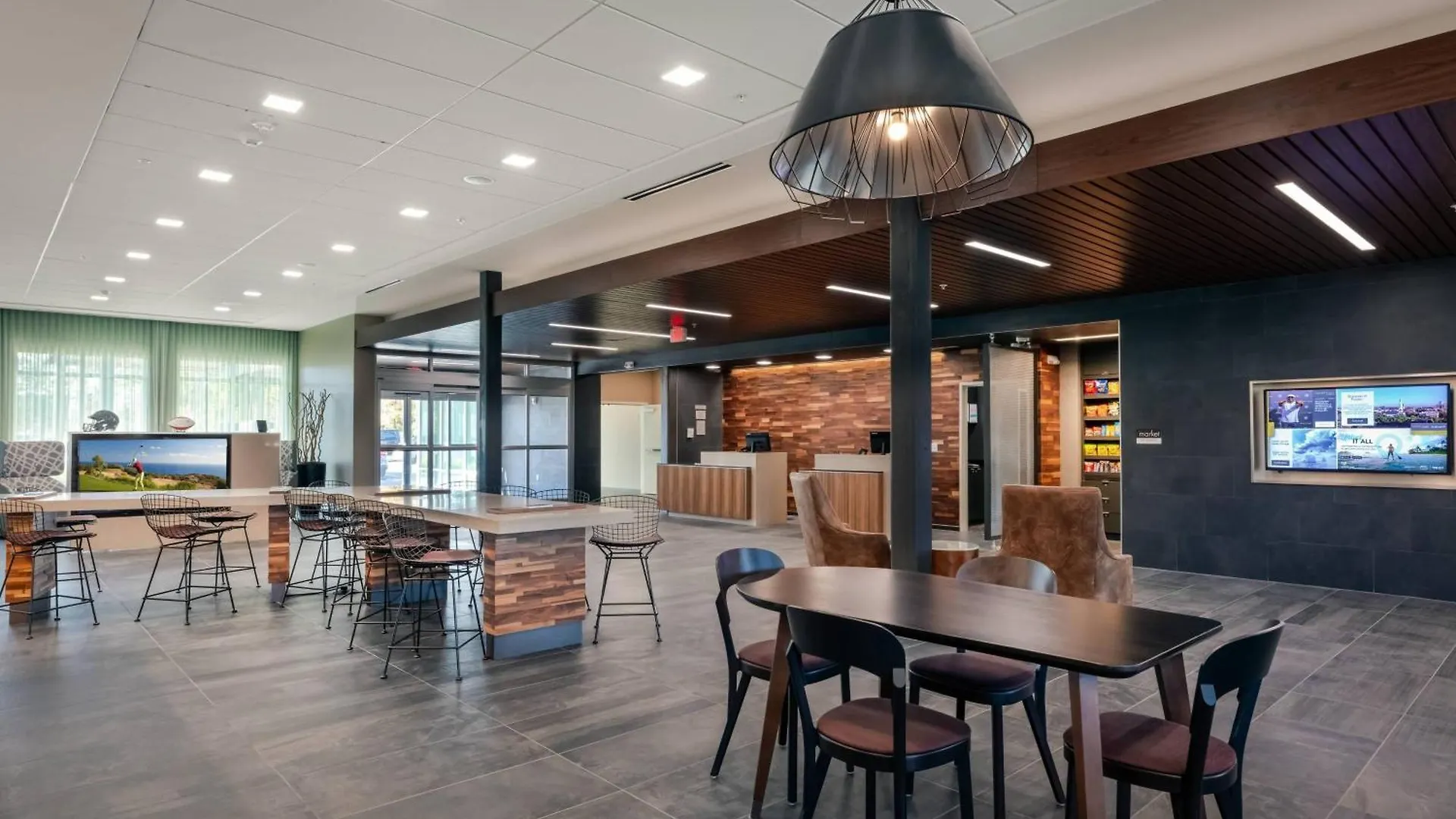 Courtyard By Marriott Savannah Airport 3*