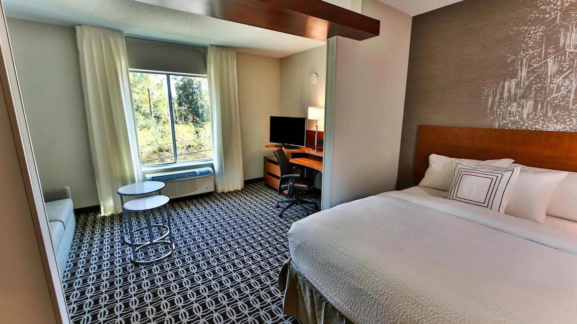 Fairfield & By Marriott Midtown Savannah