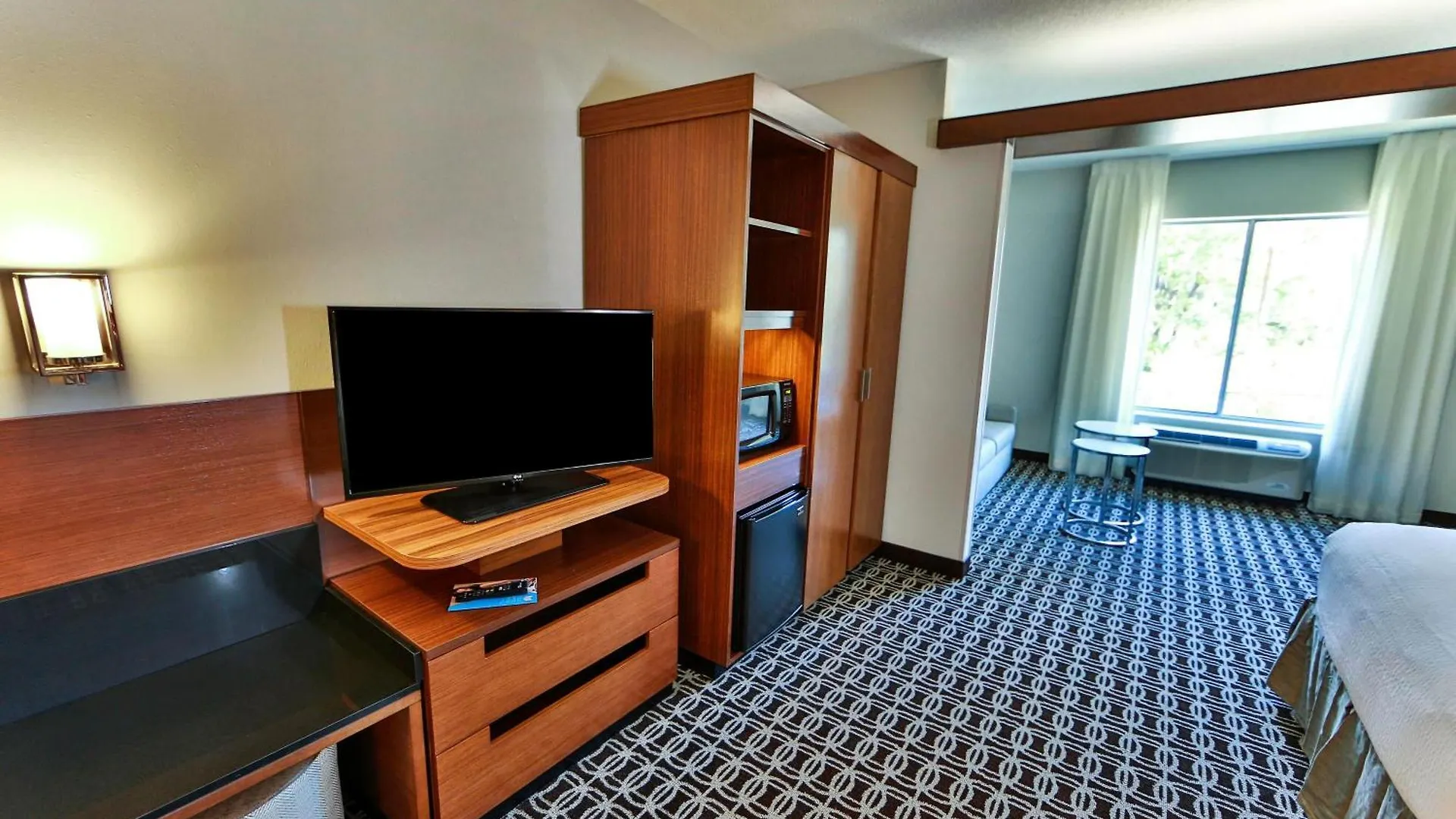 Hotel Fairfield & By Marriott Midtown 3*