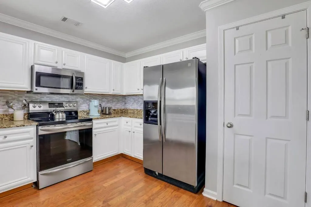 Lakeside Group Oasis 19min To Downtown Semesterbostad *