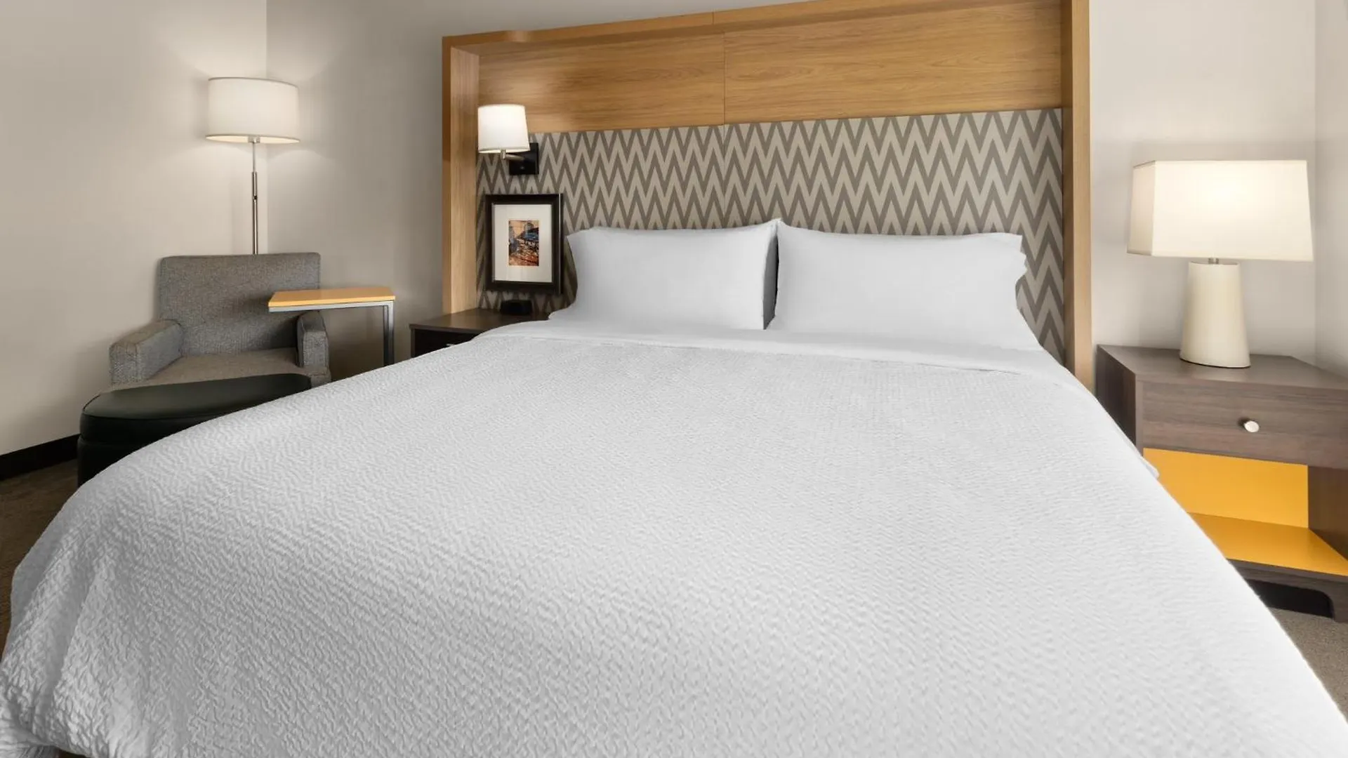& - Airport - Pooler By Ihg 3*