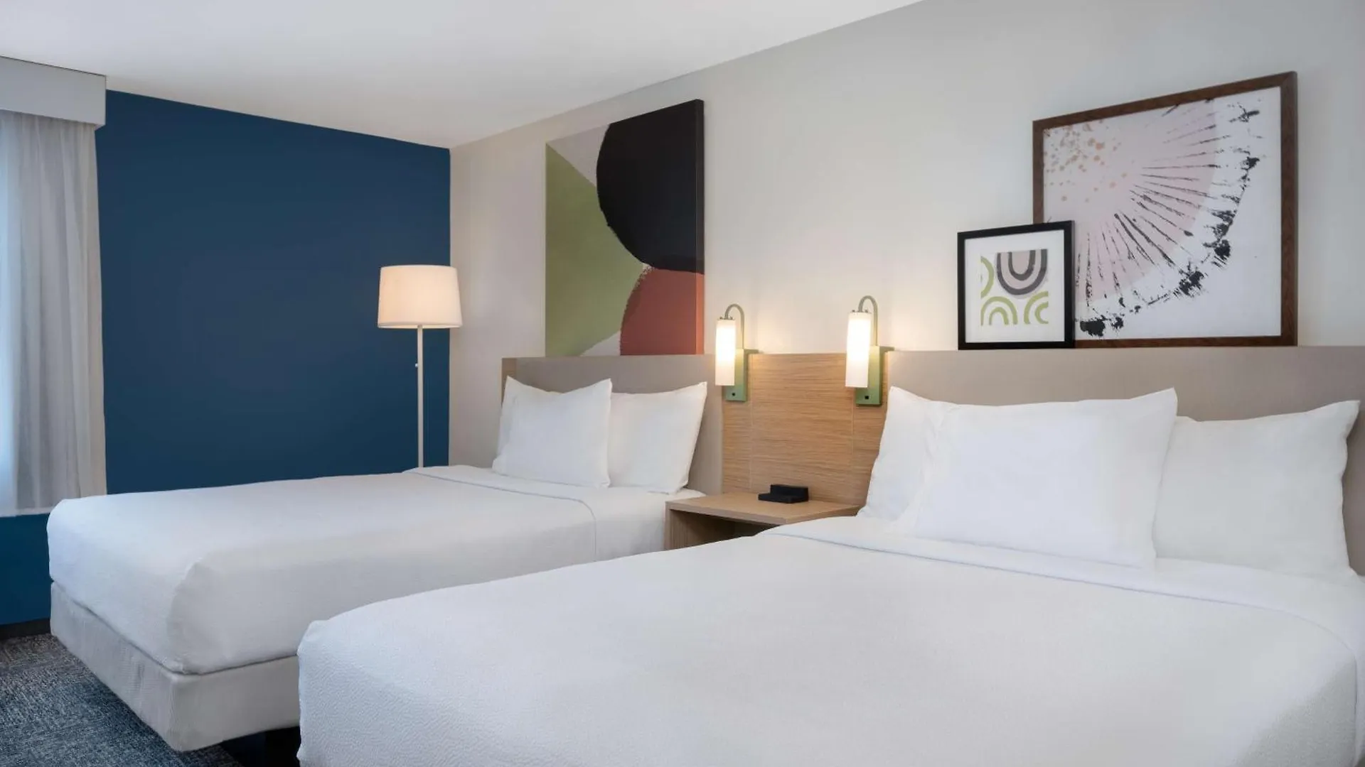 Hotel Spark By Hilton Midtown 3*