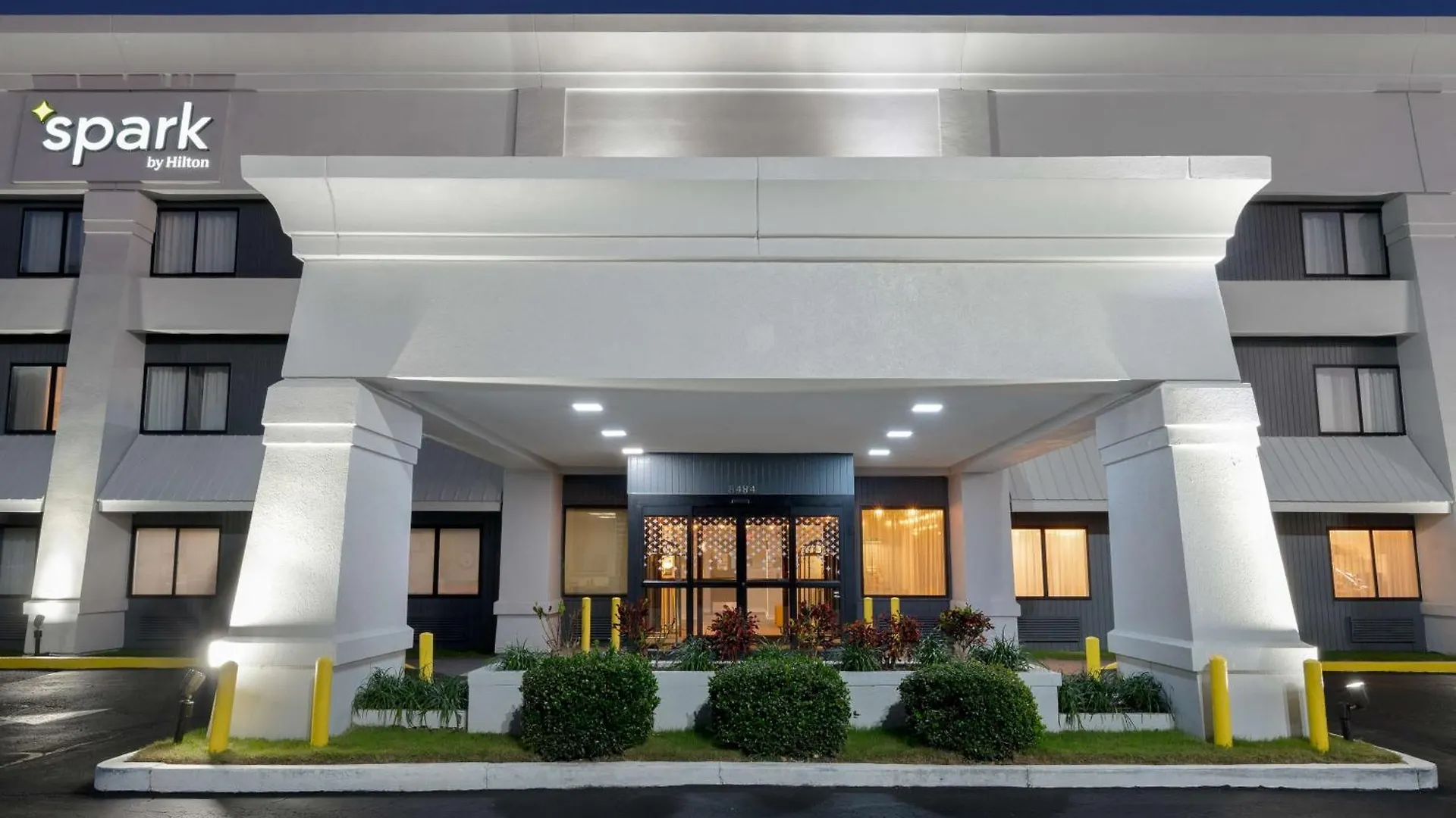 Spark By Hilton Midtown Hotel 3*