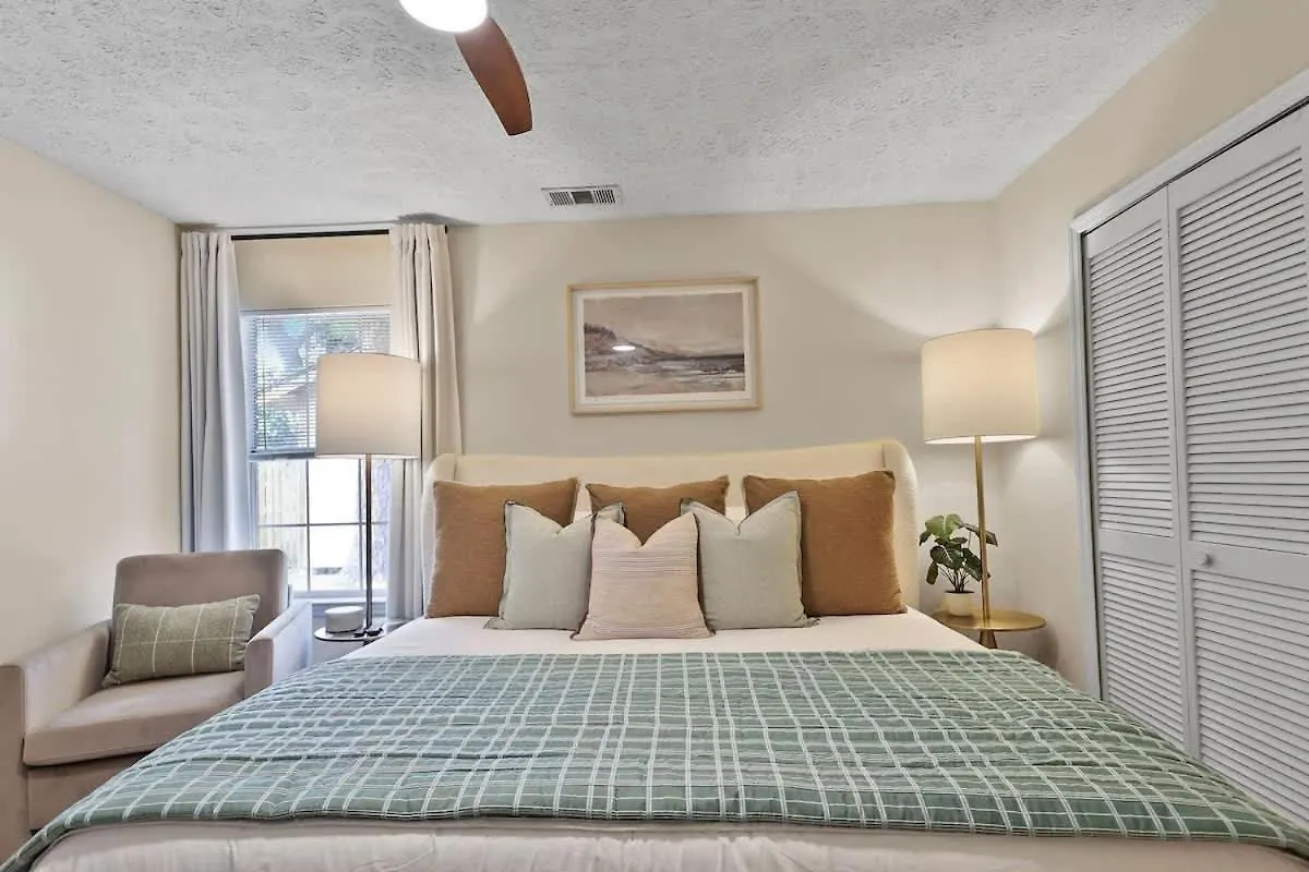 New Meets Nostalgic - Adorable Sleeps 8 Сasa de vacaciones Savannah
