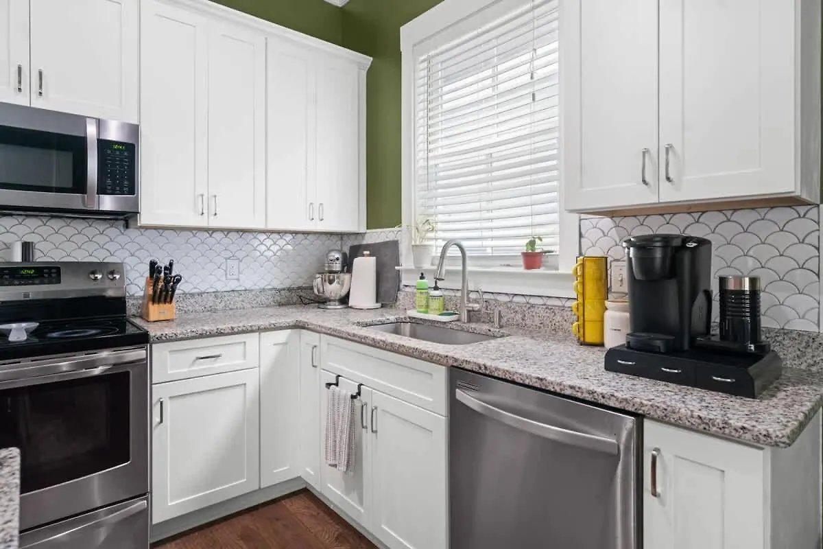 度假居 Renovated Dog Friendly Duplex Near Food & Fun Fully Fenced Yard And Private Parking
