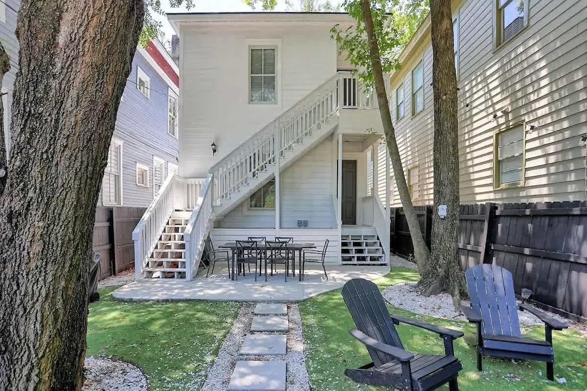 度假居 Renovated Dog Friendly Duplex Near Food & Fun Fully Fenced Yard And Private Parking 薩凡納