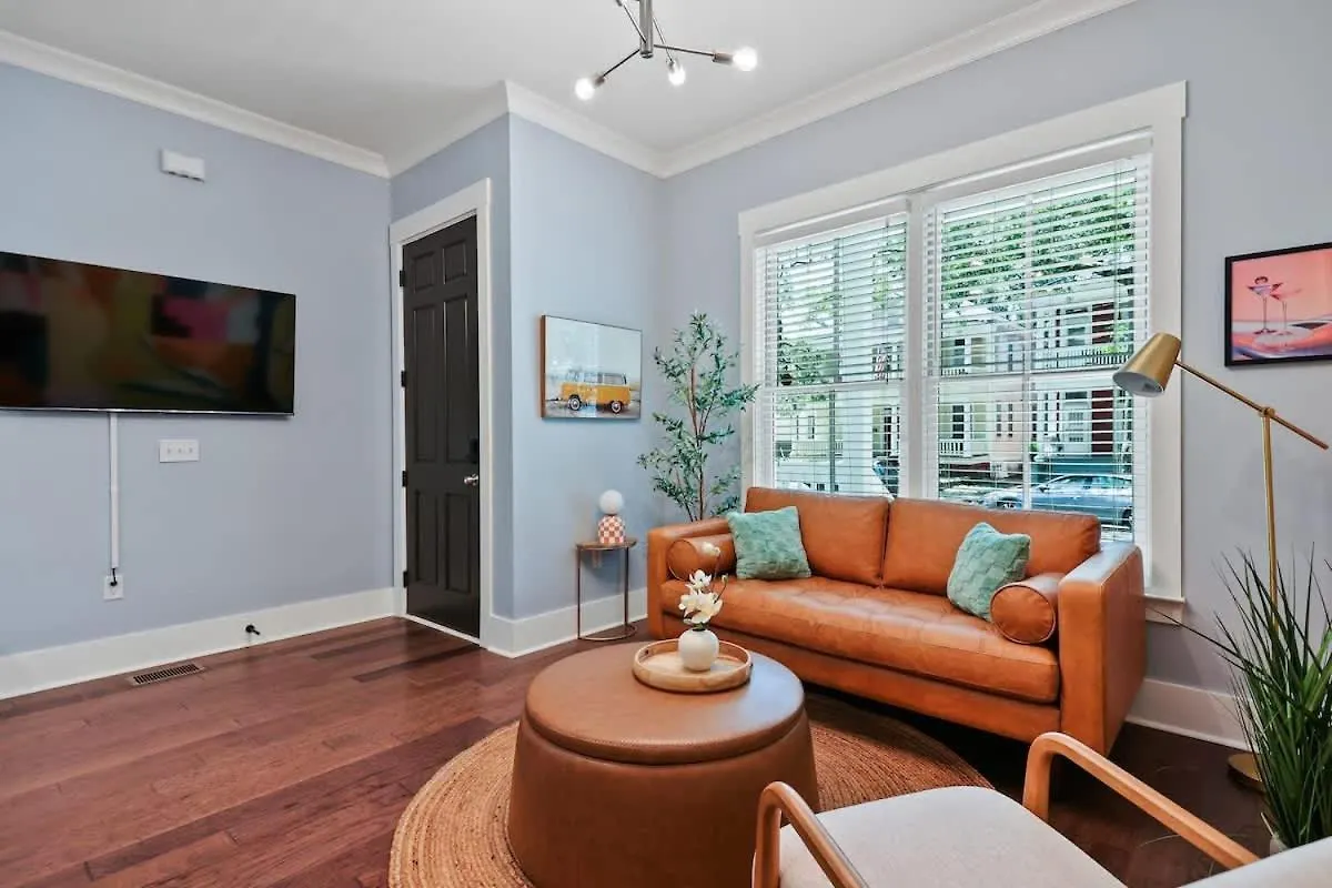 度假居 Renovated Dog Friendly Duplex Near Food & Fun Fully Fenced Yard And Private Parking *