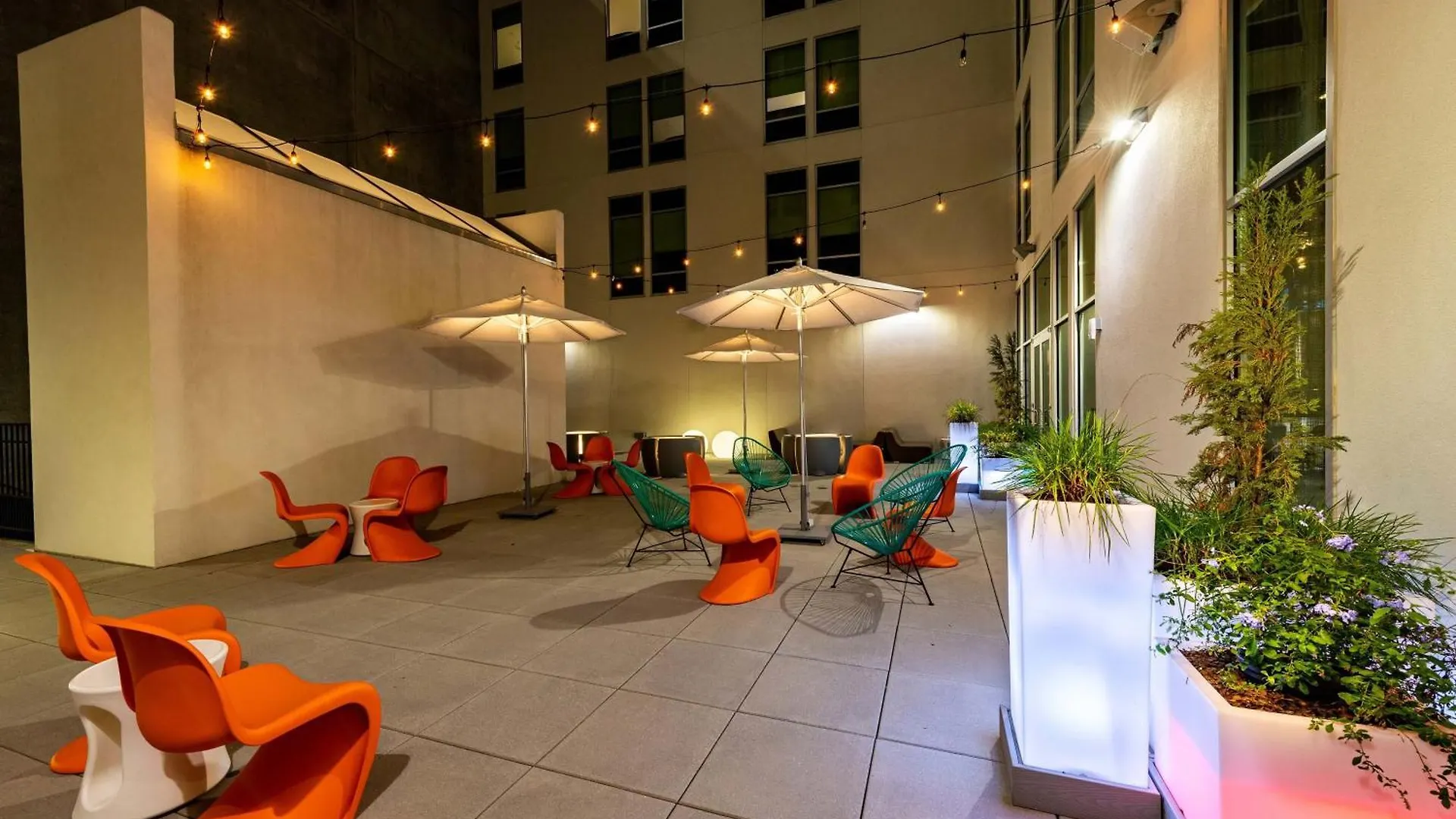 Hotel Aloft Downtown Historic District Savannah