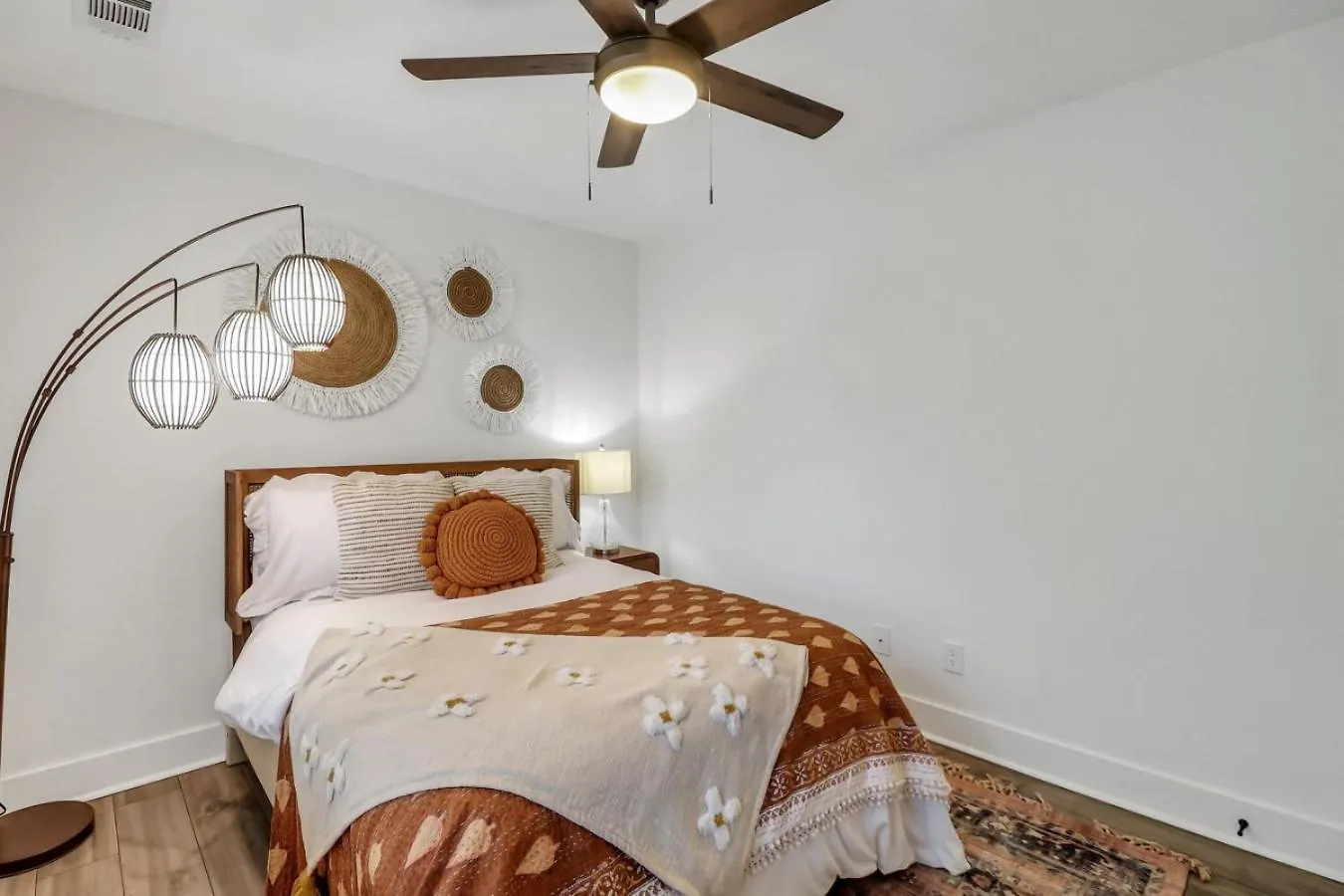Holiday home Comfort Sanctuary By Oatland Island Wildlife Center