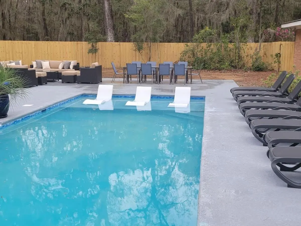 Spacious Retreat With Pool - 15 Min To Downtown Dom wakacyjny Savannah