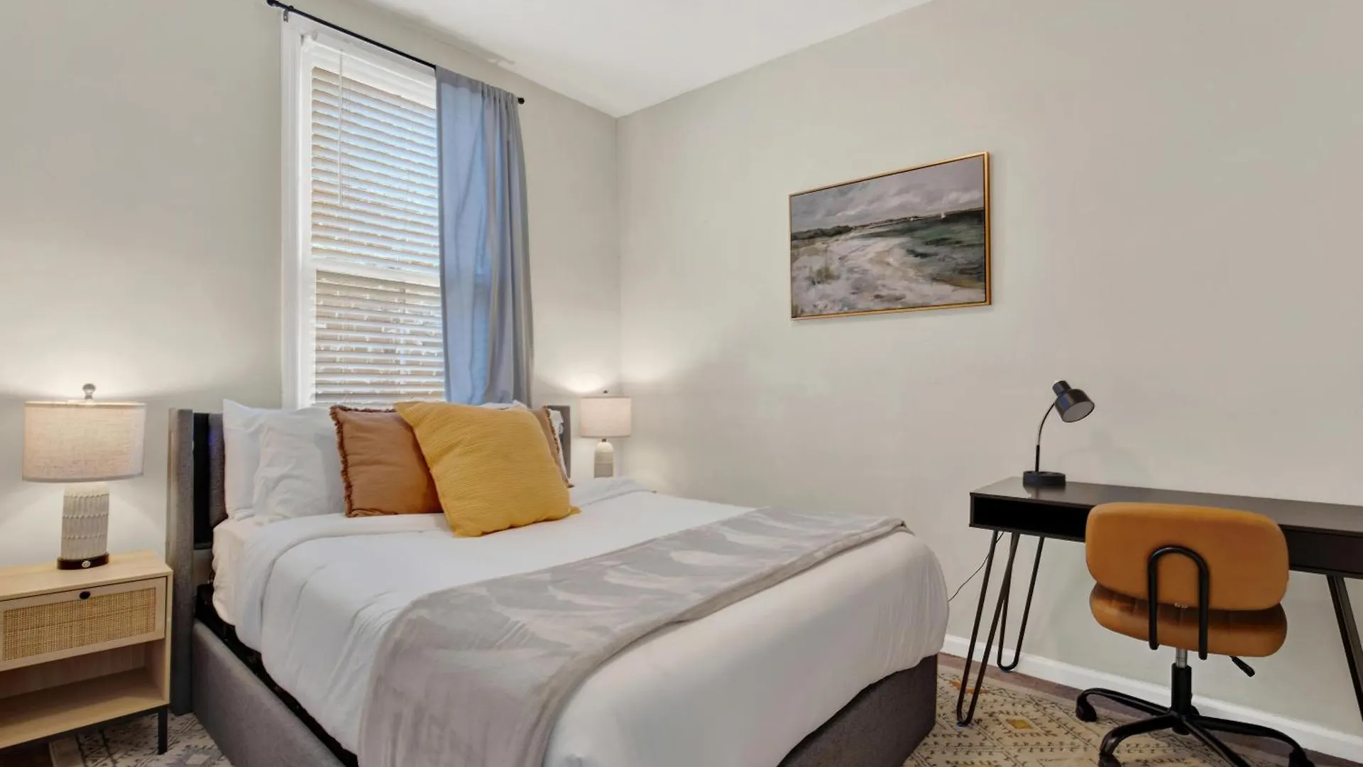 Crawford Square Hideaway 펜션 *