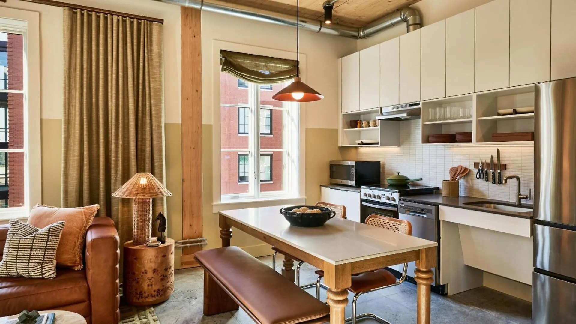 The Ann Savannah, By Marriott Bonvoy 4* Savannah