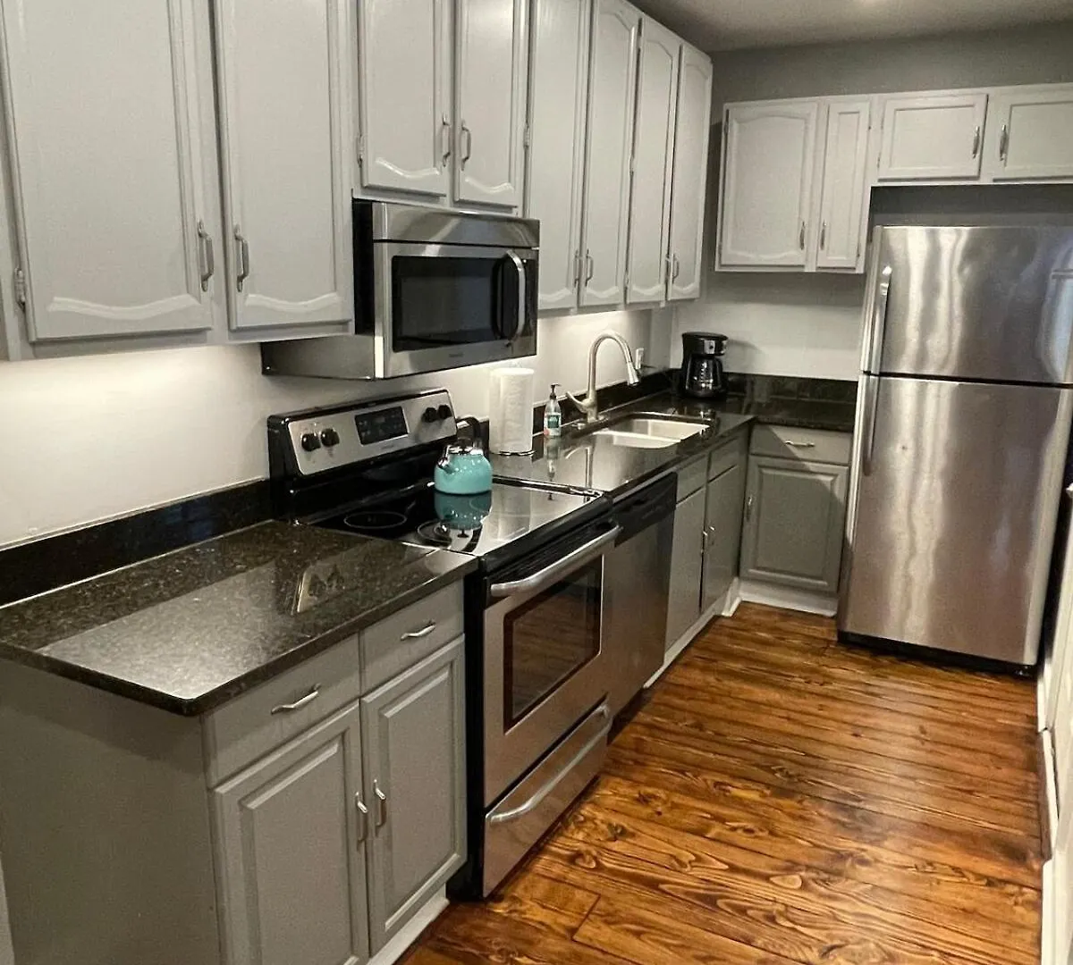 Historic Downtown King Bed Cottage- Parking And Patio * サバンナ