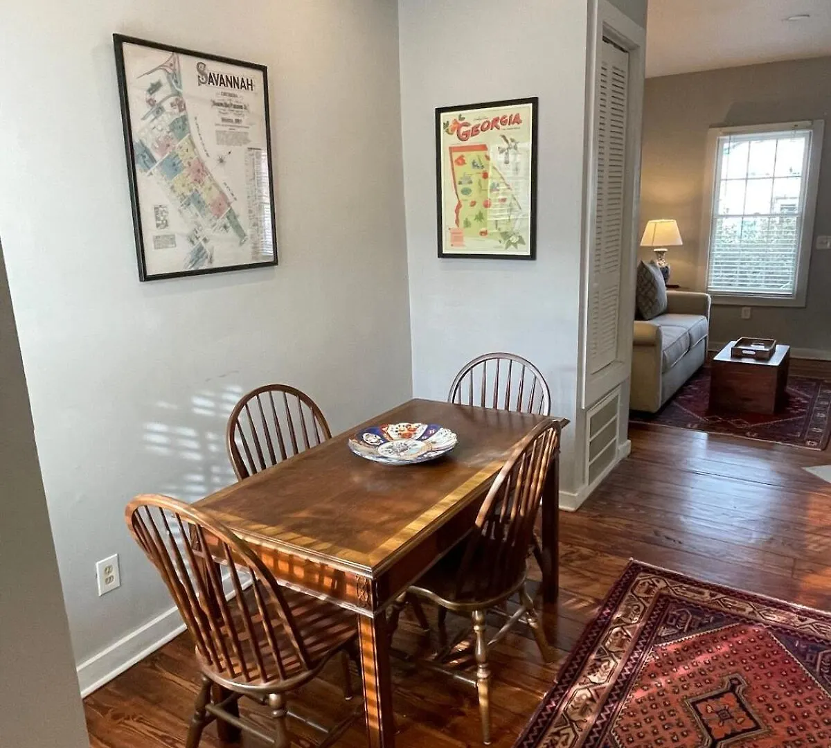 Historic Downtown King Bed Cottage- Parking And Patio * サバンナ