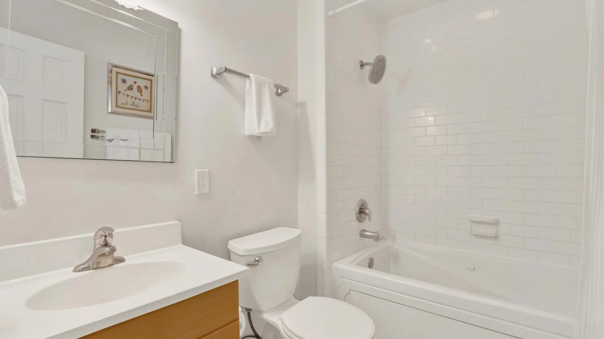Market Loft - 4 Bedroom Savannah