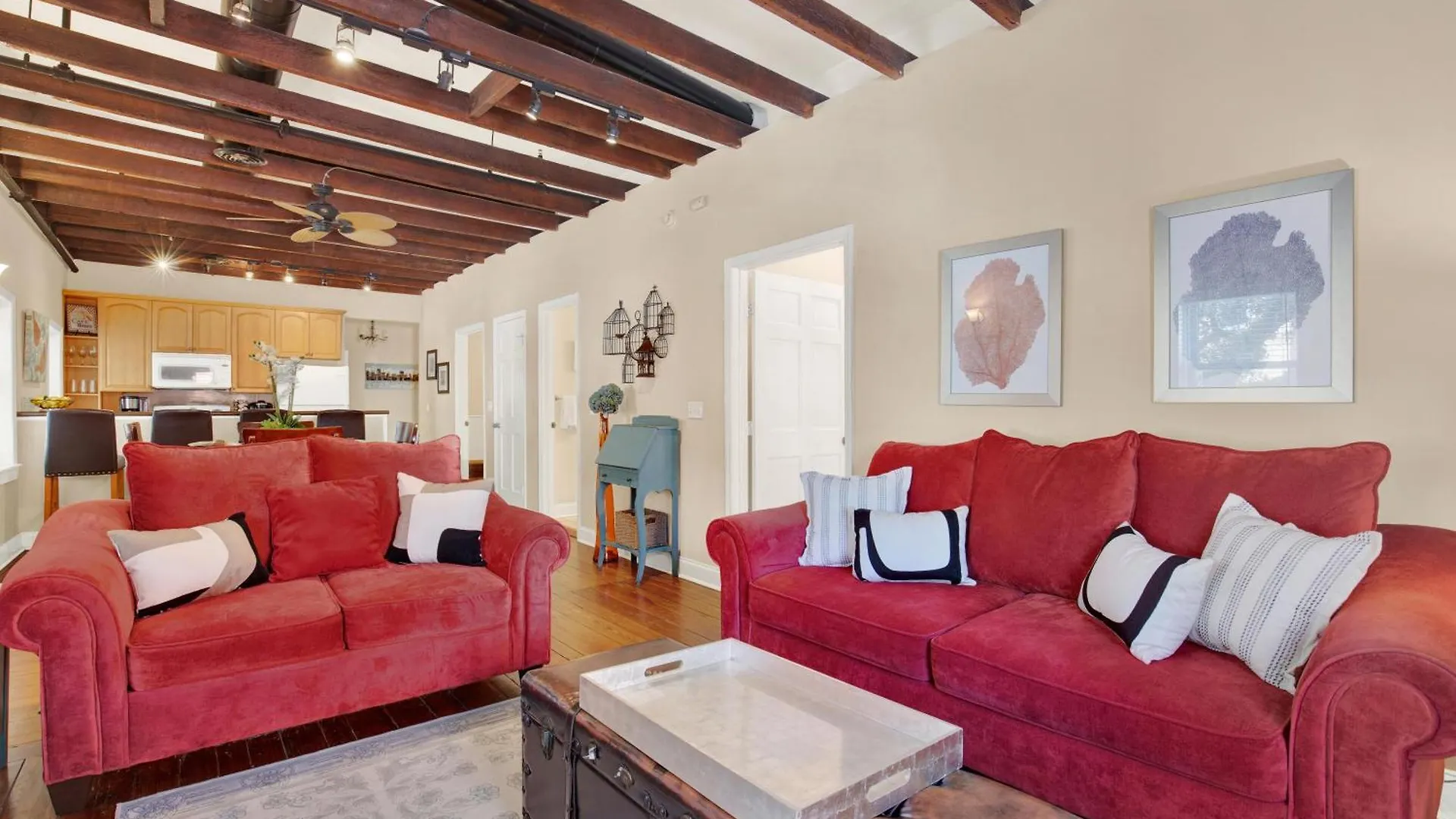 Market Loft - 4 Bedroom *