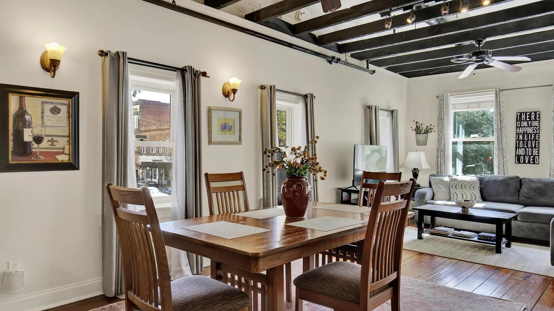Market Loft - 4 Bedroom