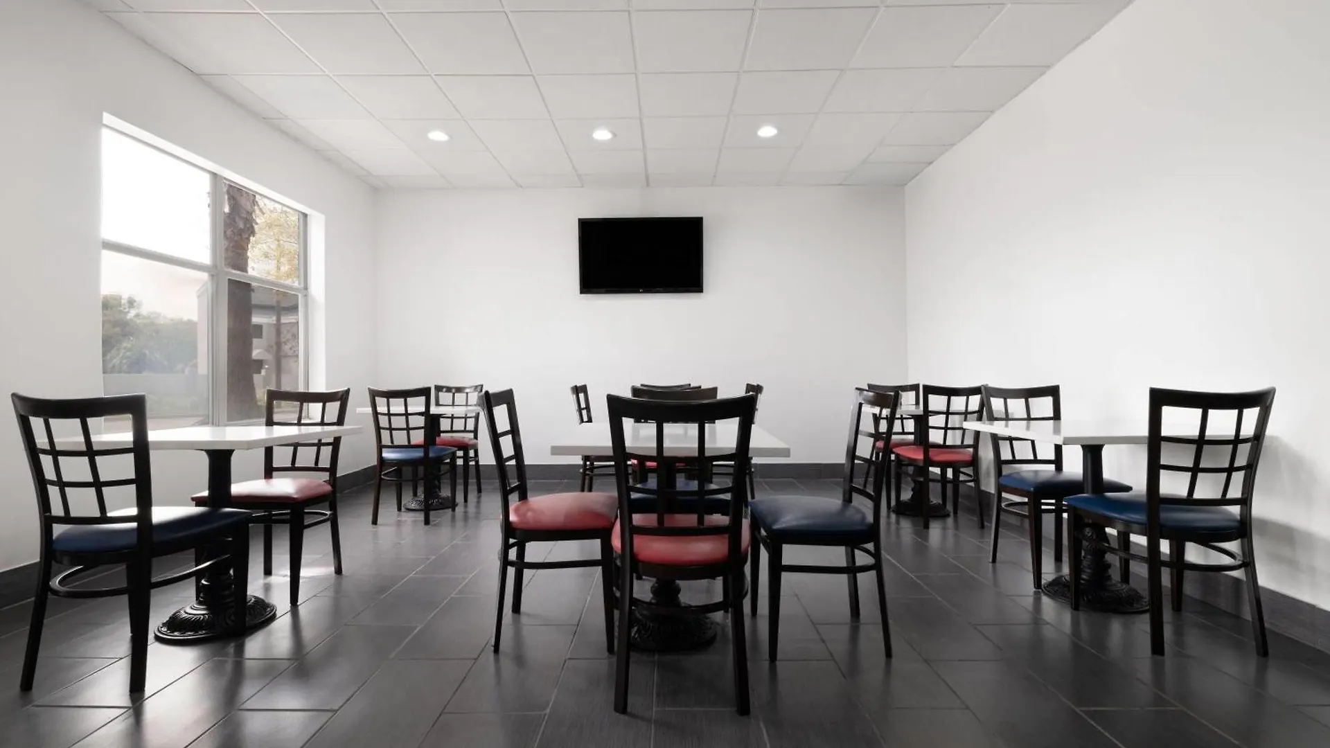 Wingate By Wyndham Savannah Gateway