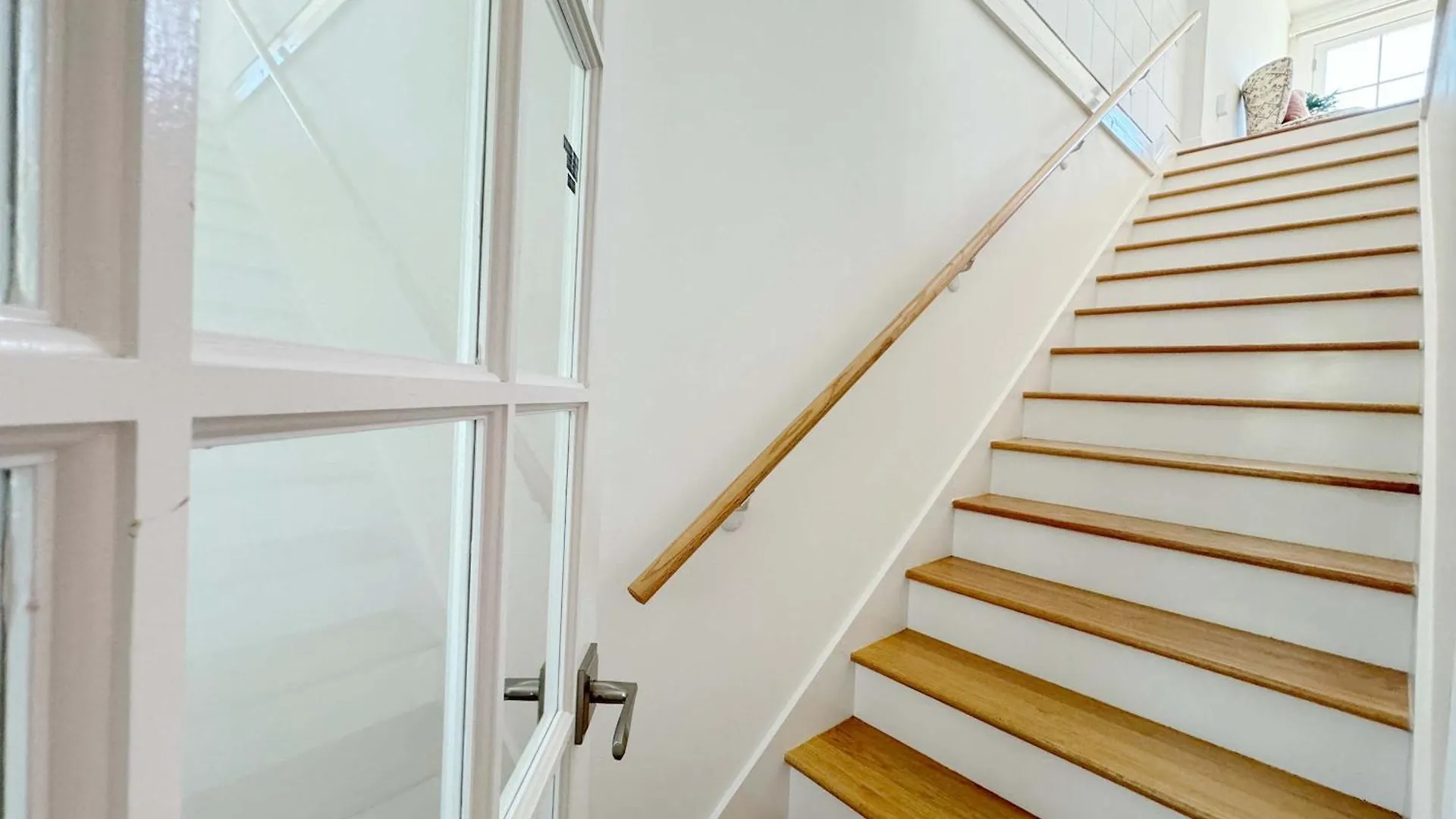 Spacious 3-floor Downtown Retreat - Prime Location Tatil Evi Savannah