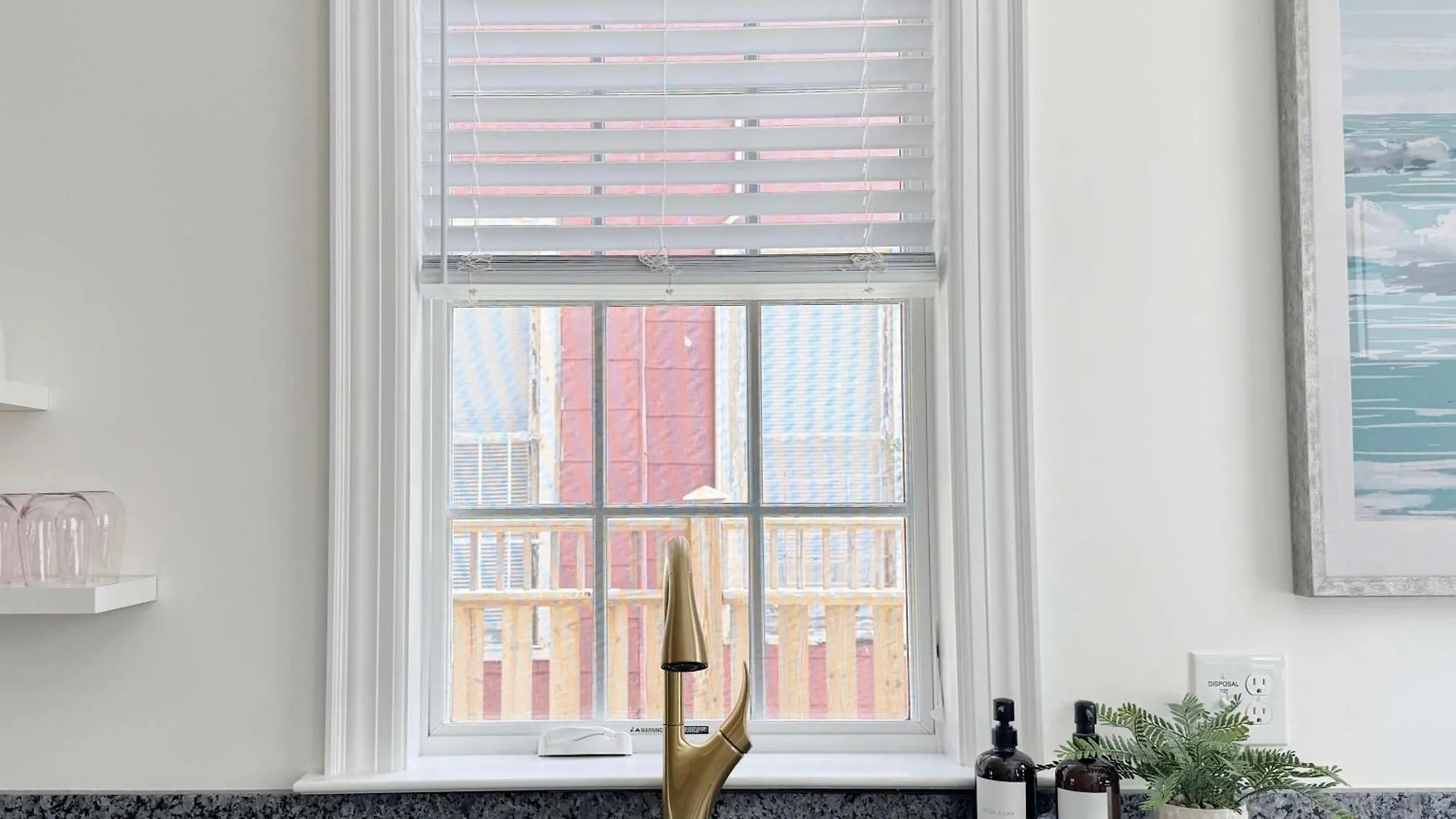 Classy 3-story Downtown - Great Location Hébergement de vacances Savannah