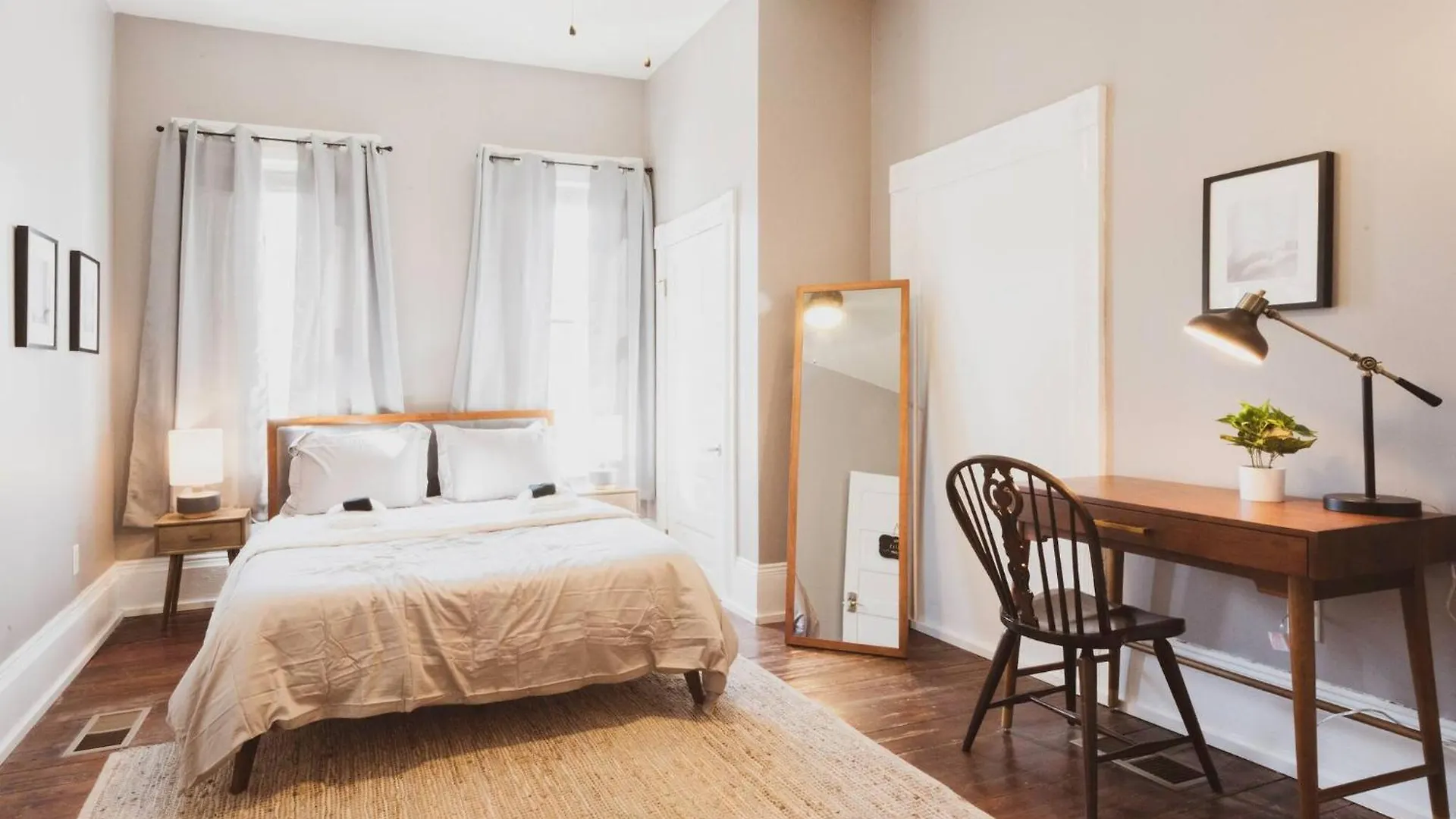 Tatil Evi 3bdr Modern Downtown Gem Walk To Forsyth Park! Savannah