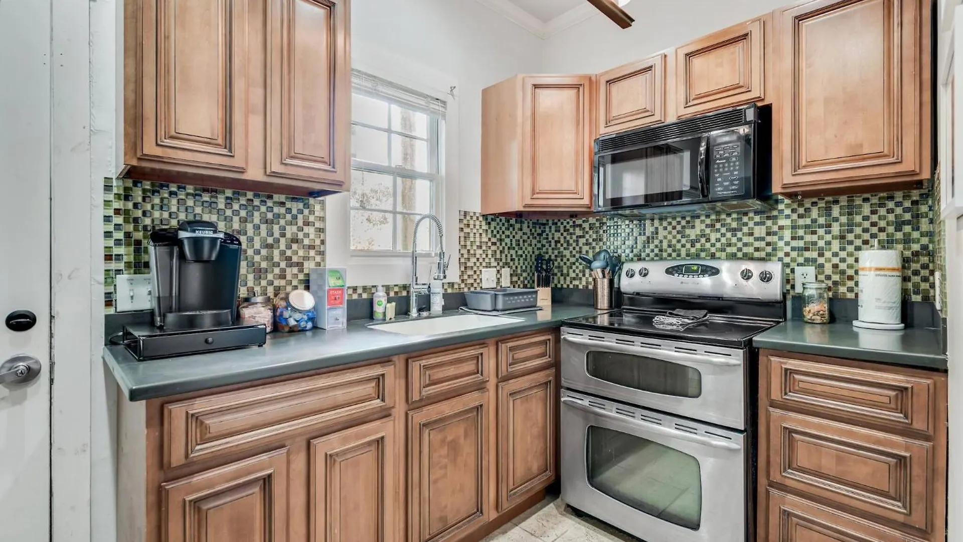 Duplex With Courtyard Historic District Hébergement de vacances Savannah
