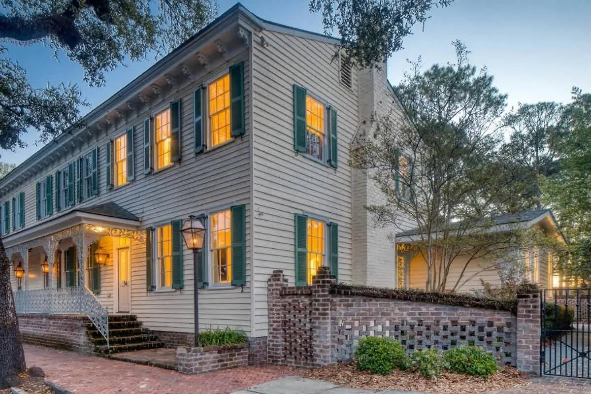 Updated Historic 3 Bedroom Walk Everywhere 薩凡納