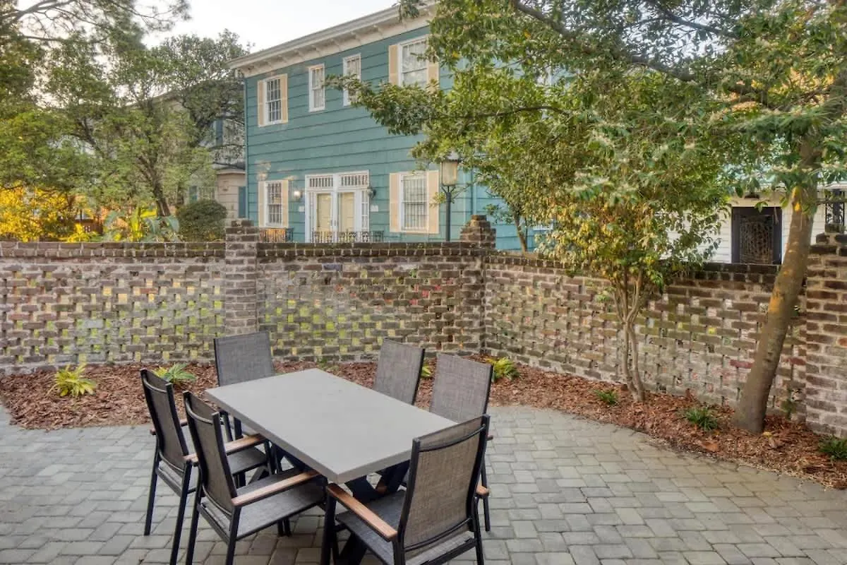 Updated Historic 3 Bedroom Walk Everywhere *