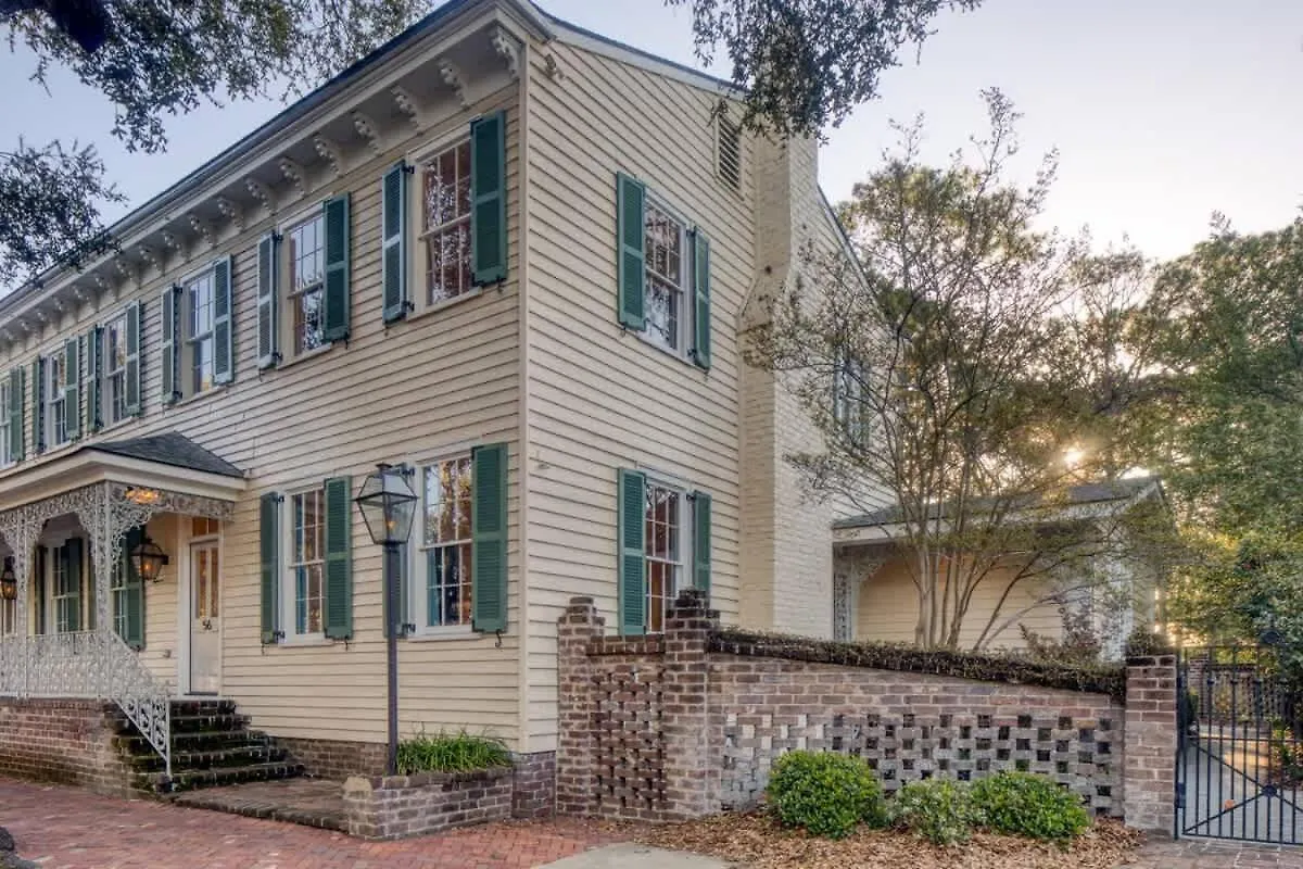 Updated Historic 3 Bedroom Walk Everywhere