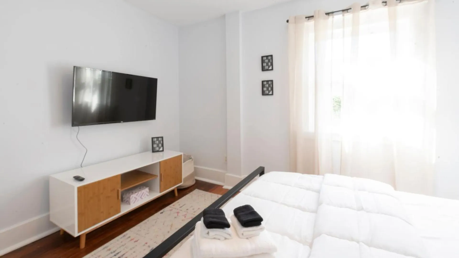 Private Triplex Sleeps 22 Starland District Ferienhaus Savannah