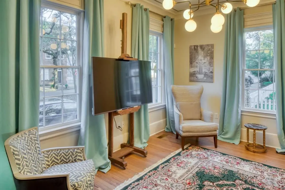 Villa Luxury 3 Bedroom W Private Bath Walk Everywhere