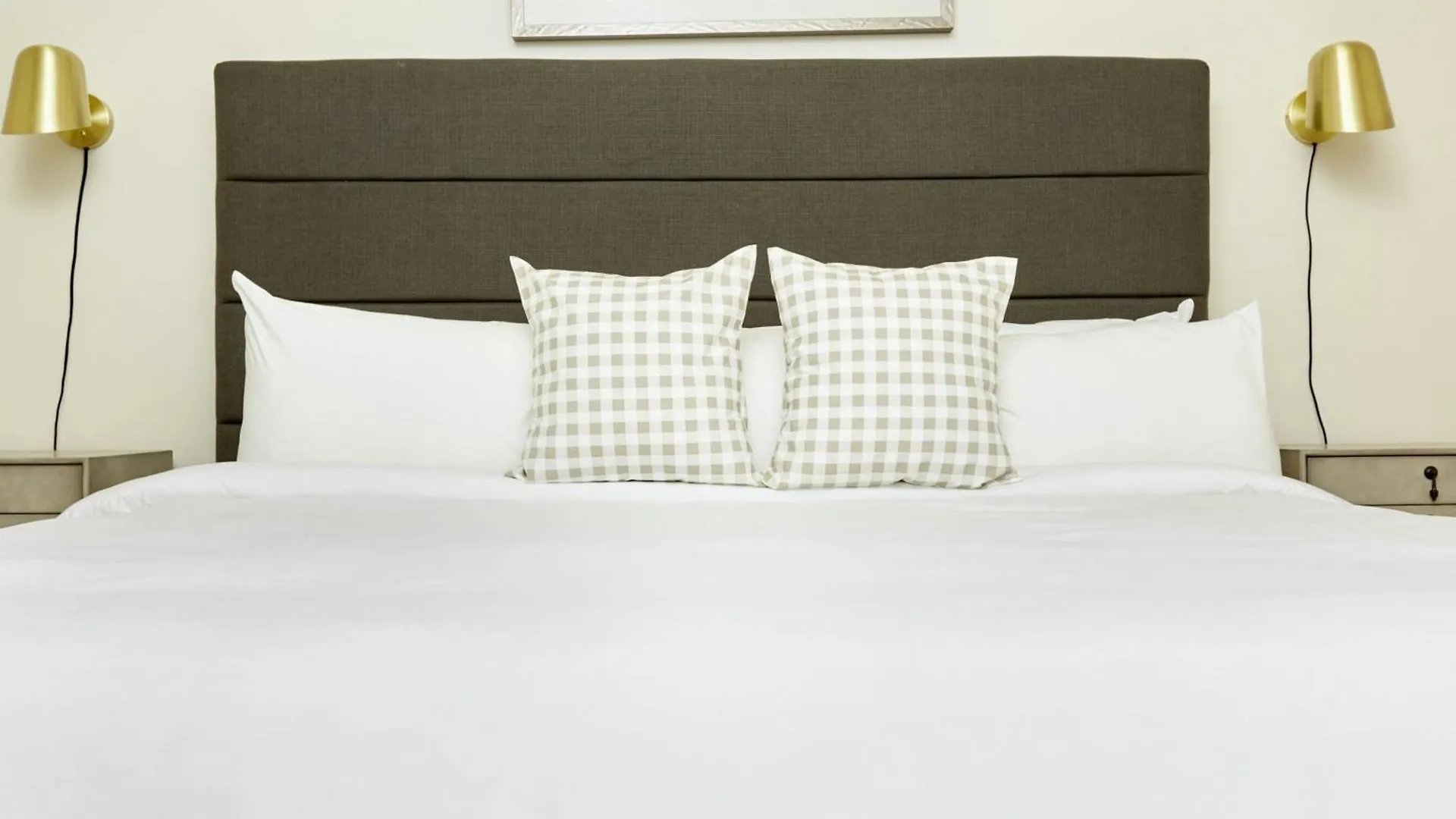 Sonder By Marriott Bonvoy The Broughton Historic District Aparthotel 4*