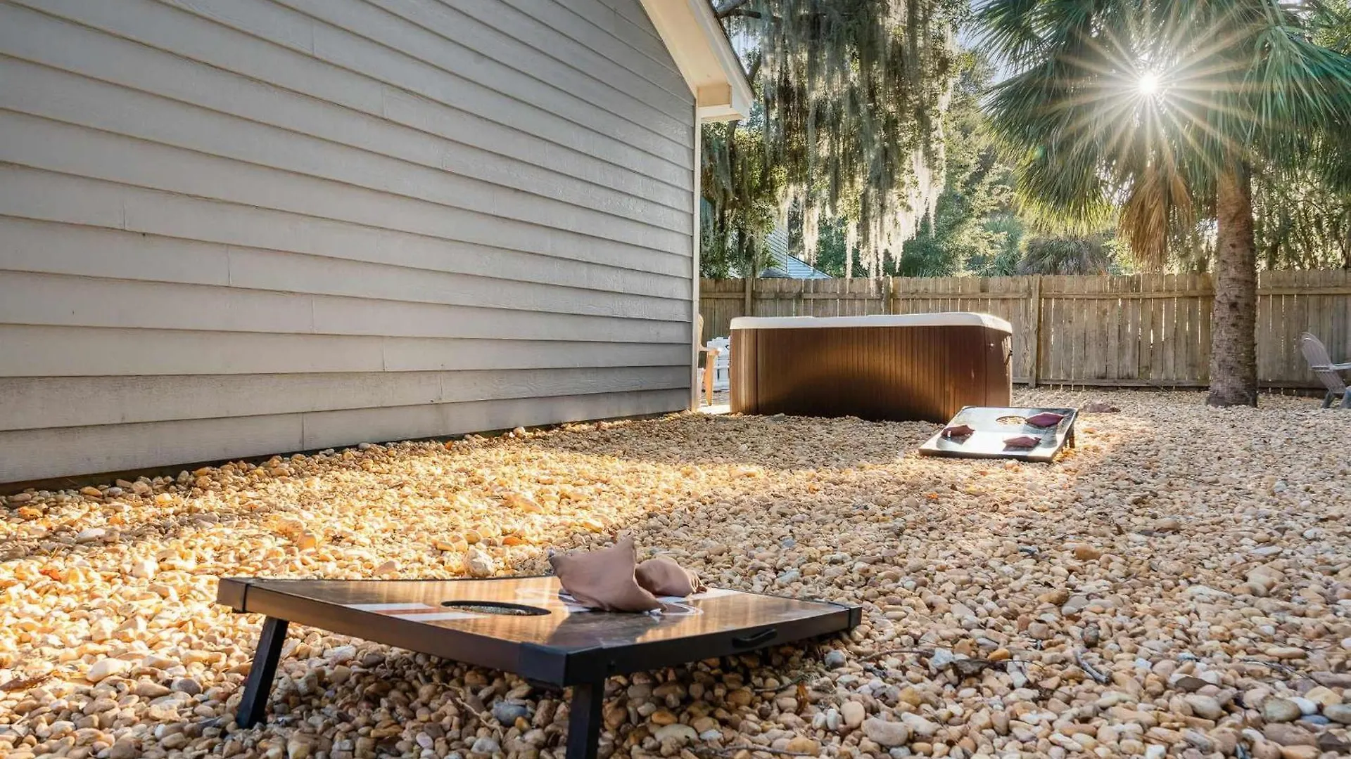 Dog Friendly - Hot Tub - Large Backyard *
