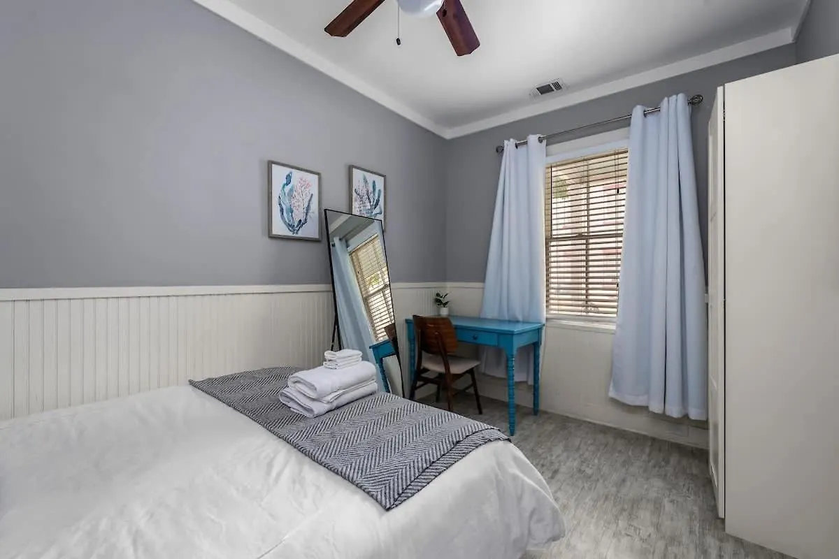 Vakantiehuis Hot Tubs - Dt Duplex - Two Blocks Off Forsyth Park *