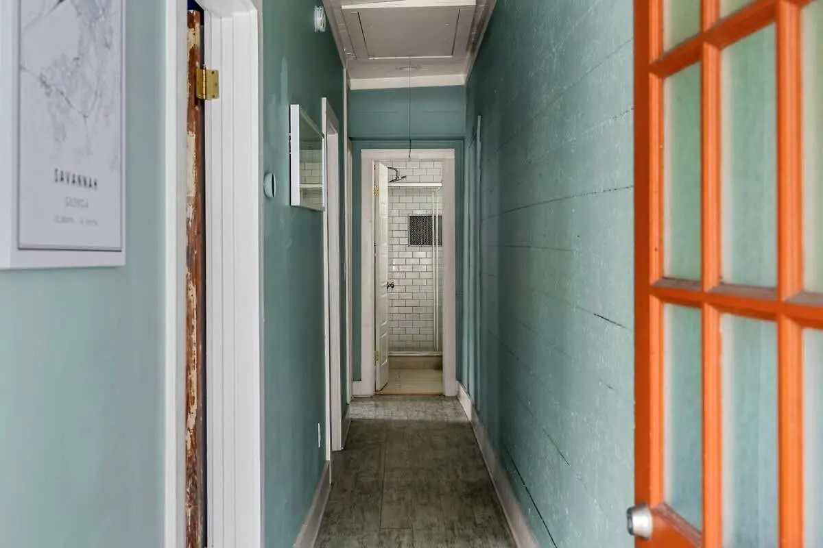 Hot Tubs - Dt Duplex - Two Blocks Off Forsyth Park