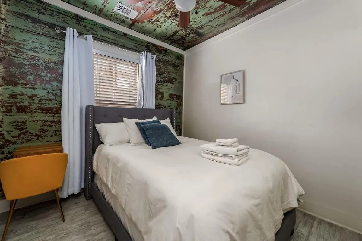 Vakantiehuis Hot Tubs - Dt Duplex - Two Blocks Off Forsyth Park Savannah