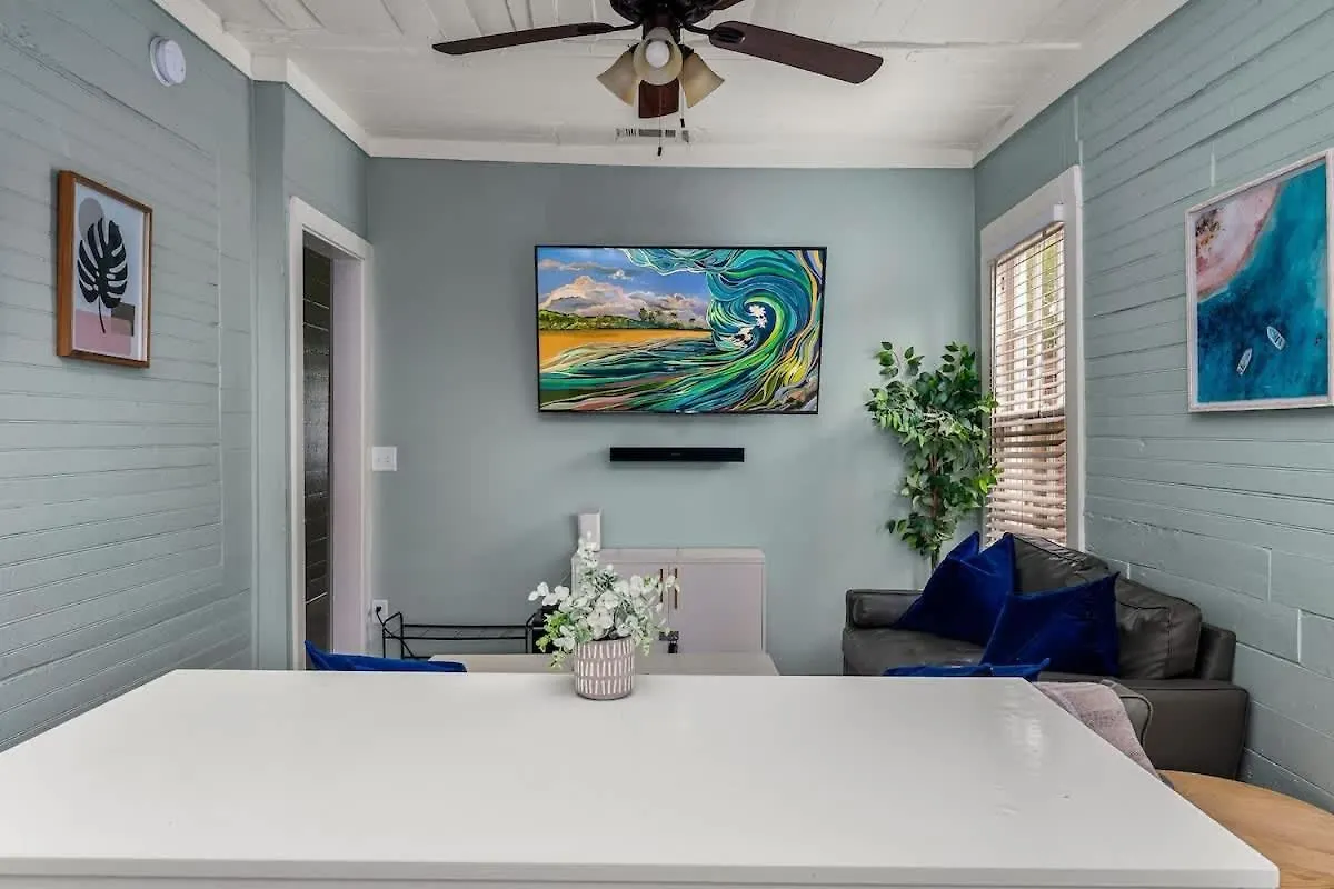 Hot Tubs - Dt Duplex - Two Blocks Off Forsyth Park