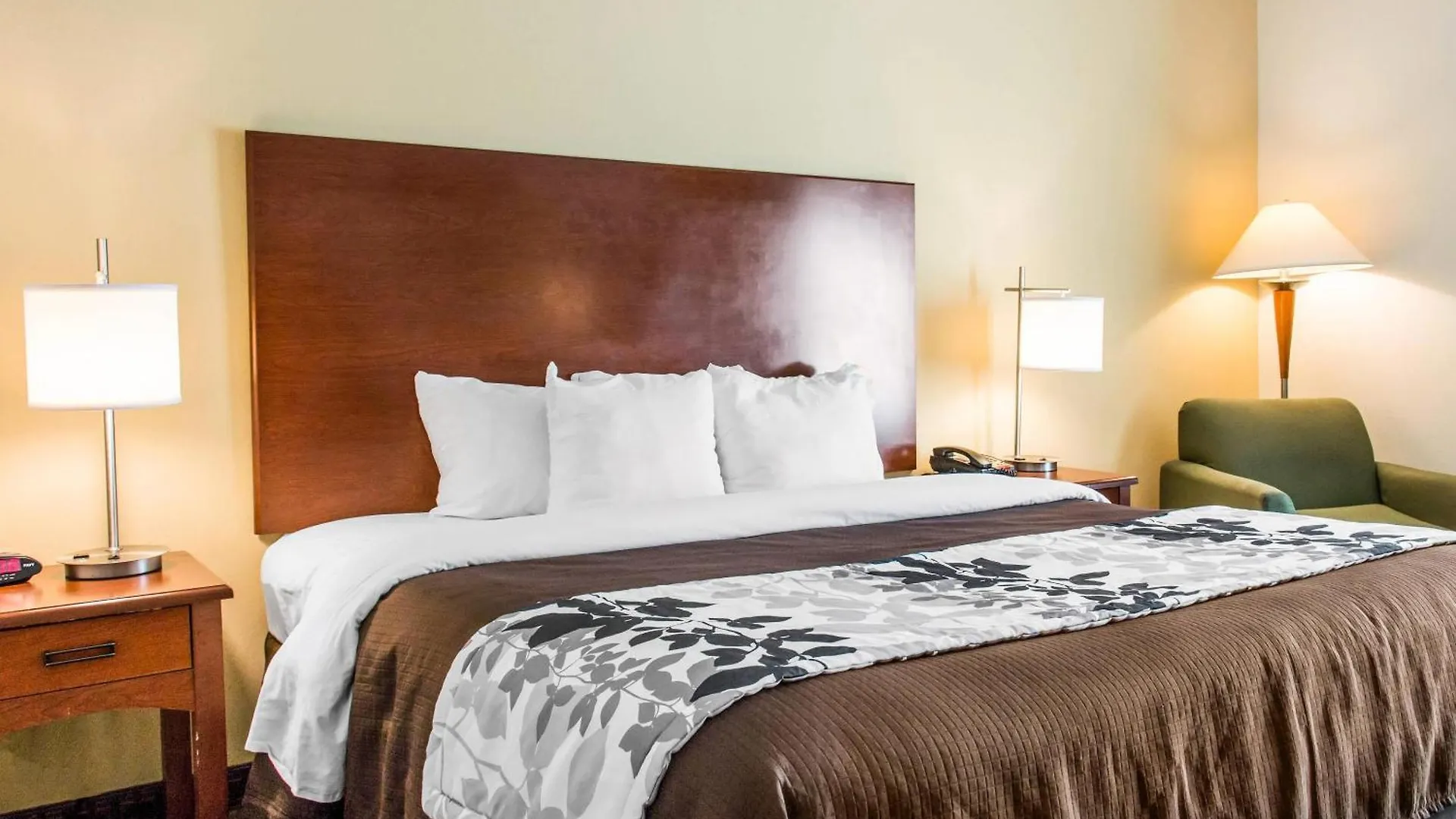 Sleep & 3* Pooler