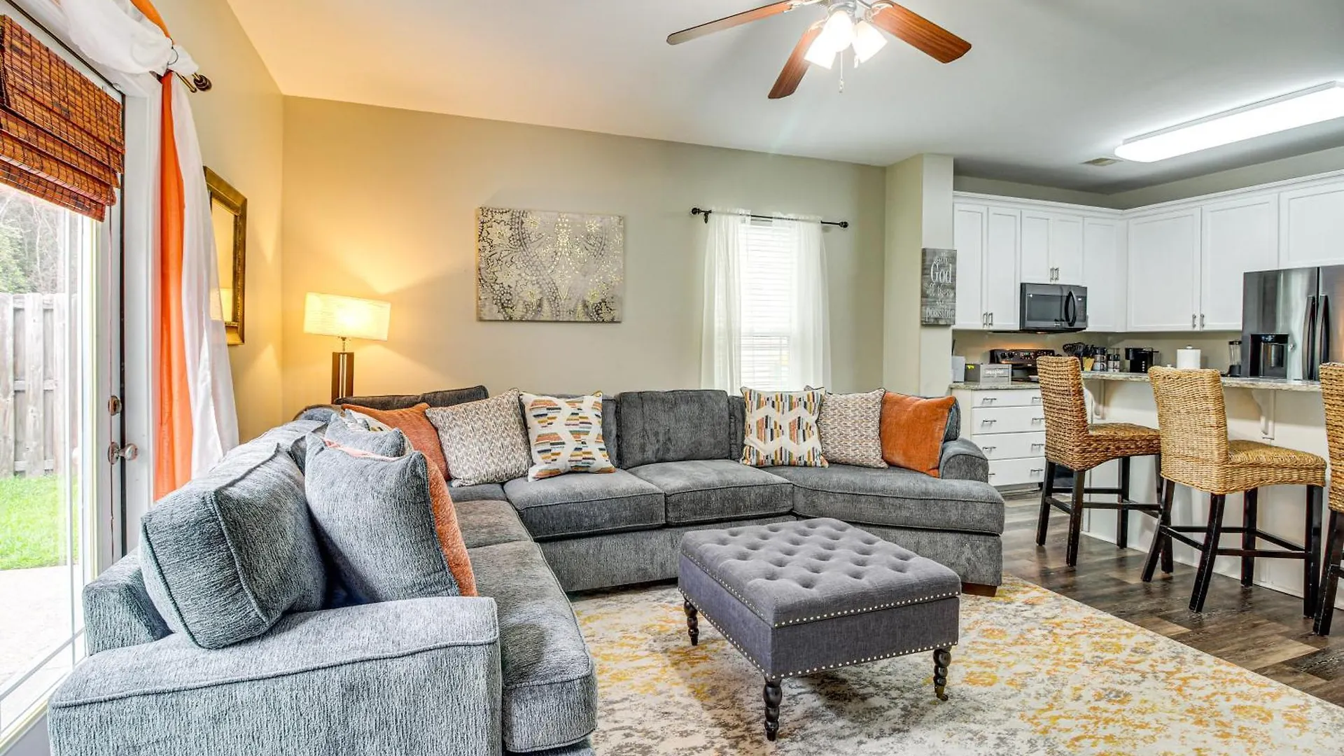 Feriehus Spacious Pooler With Family-friendly Perks Savannah